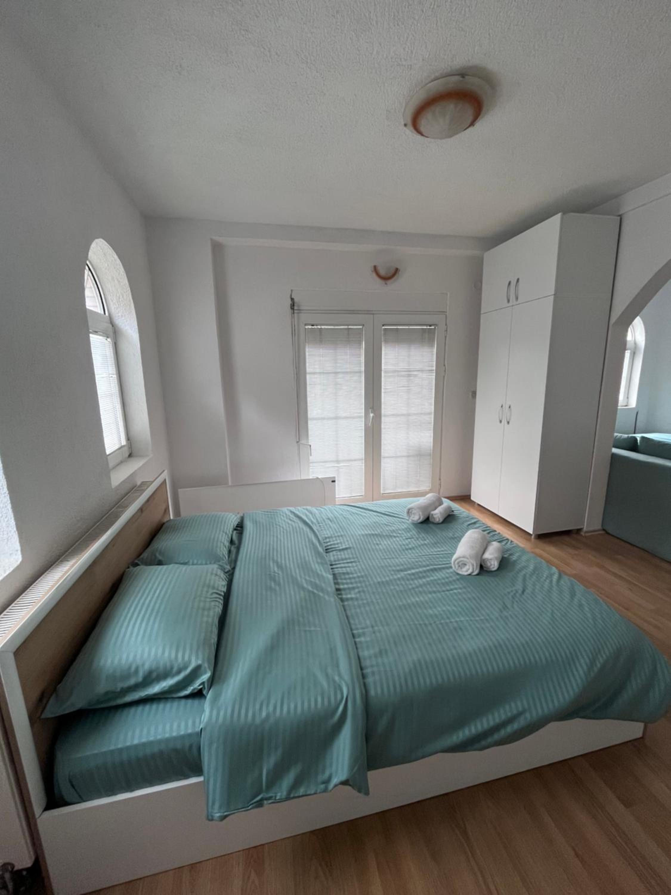 Apartment with Terrace photo 3