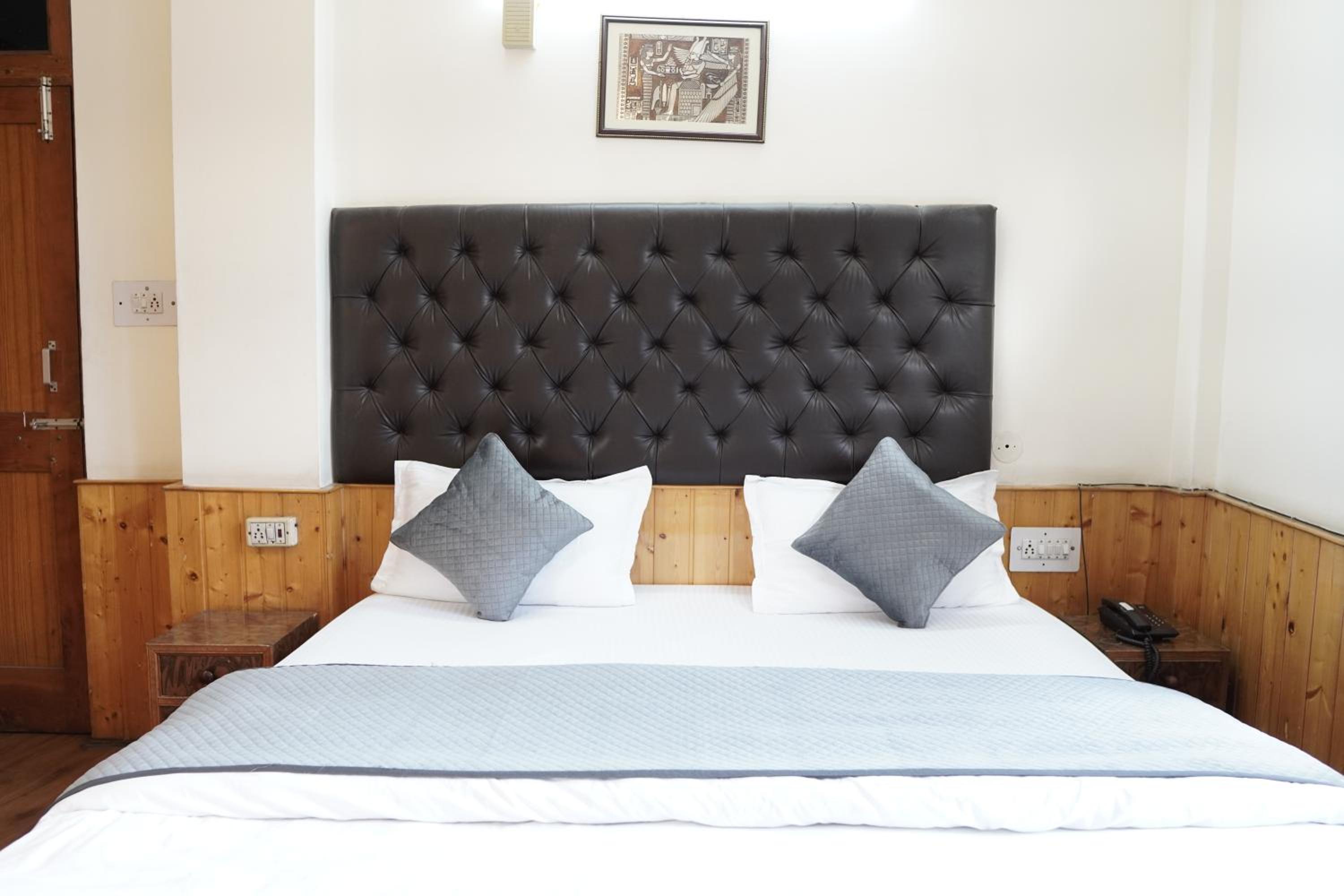 Double Room With Mountain View