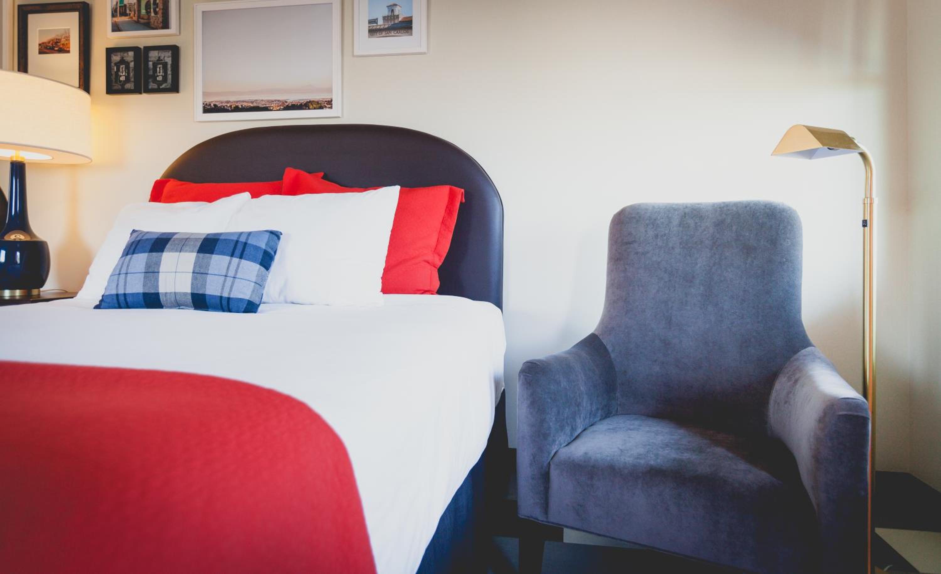 Standard Queen Room photo 1
