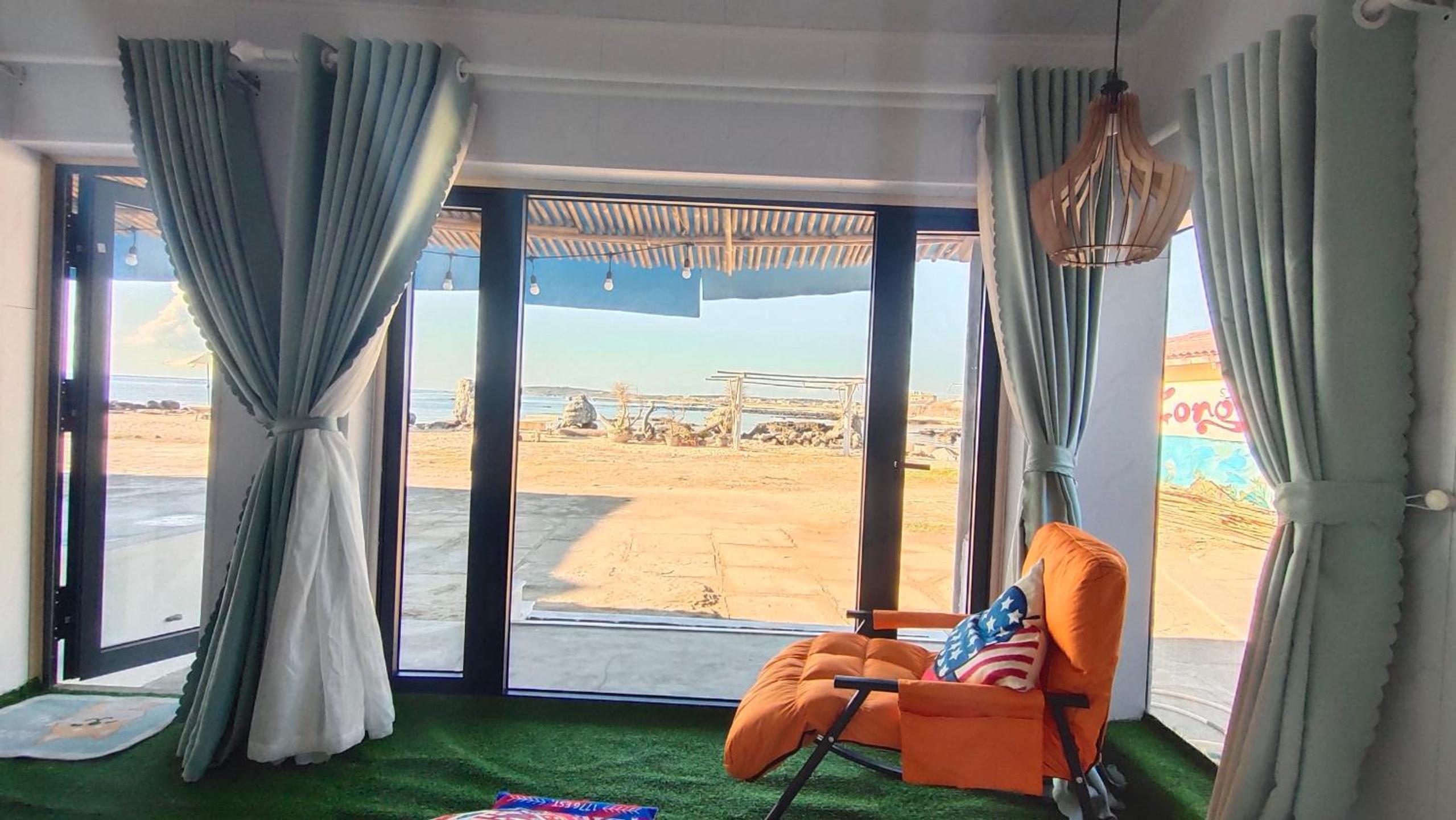 Standard Suite - Photo 2