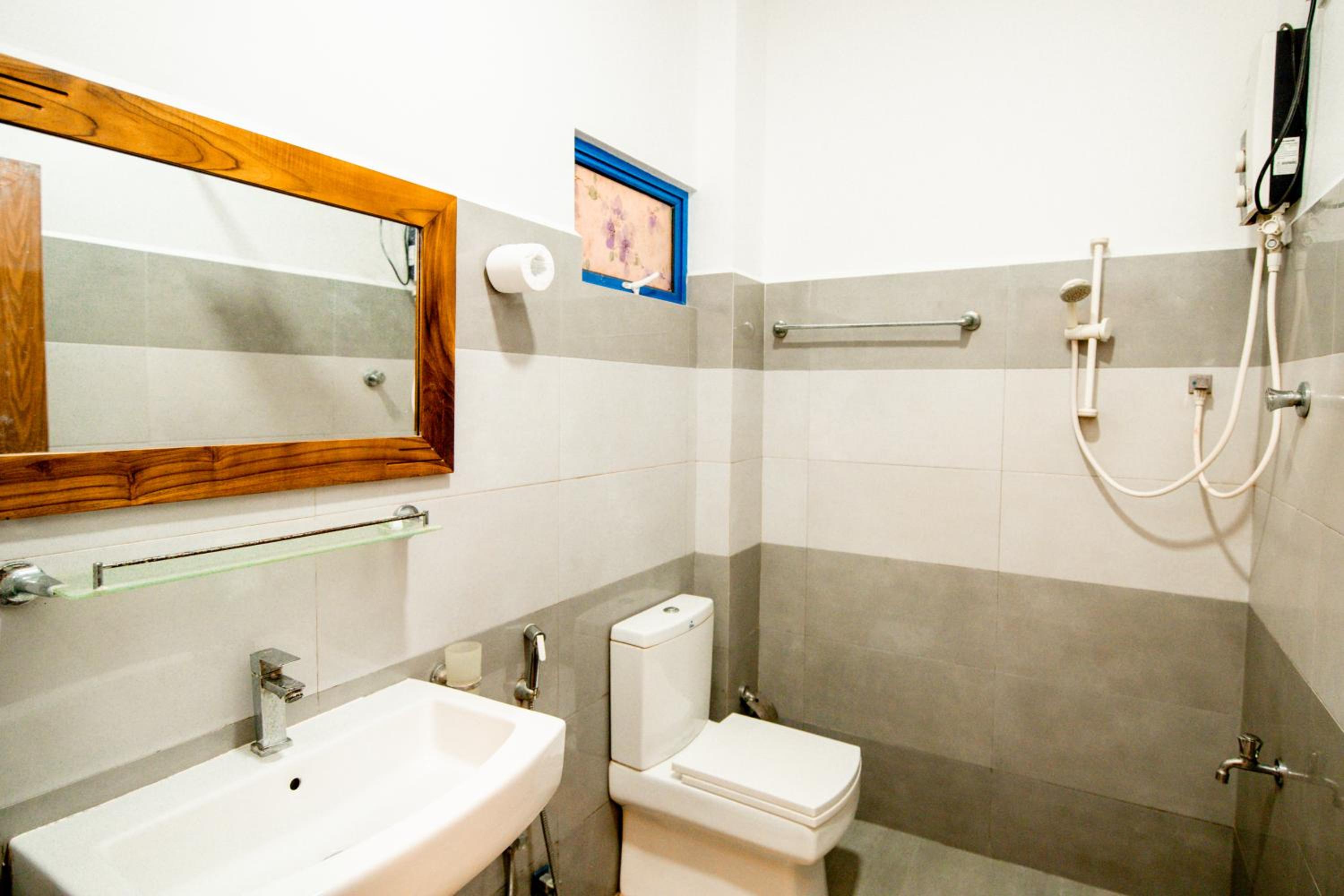 Standard Quadruple Room photo 2