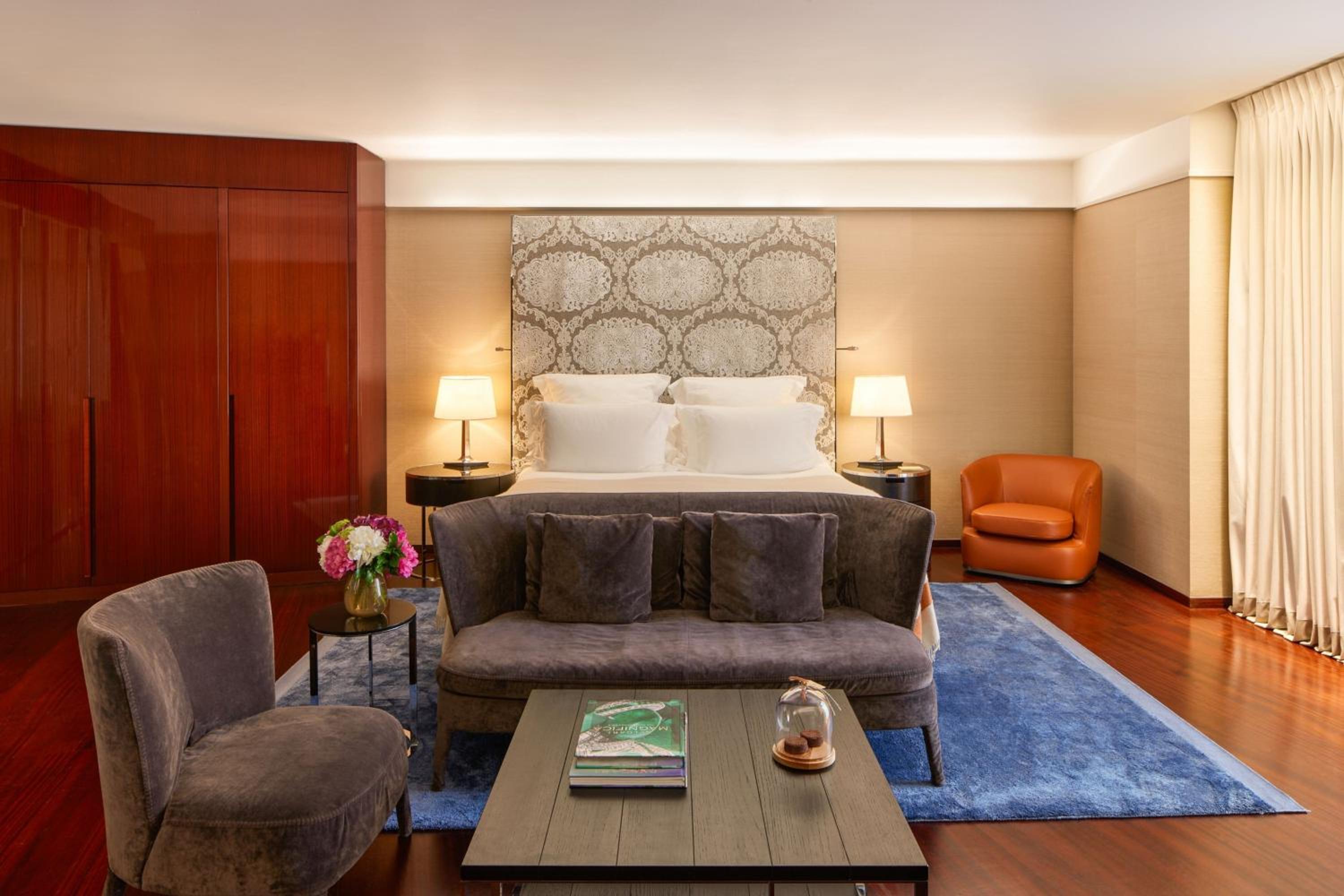 Junior Suite, 1 King thumbnail 5