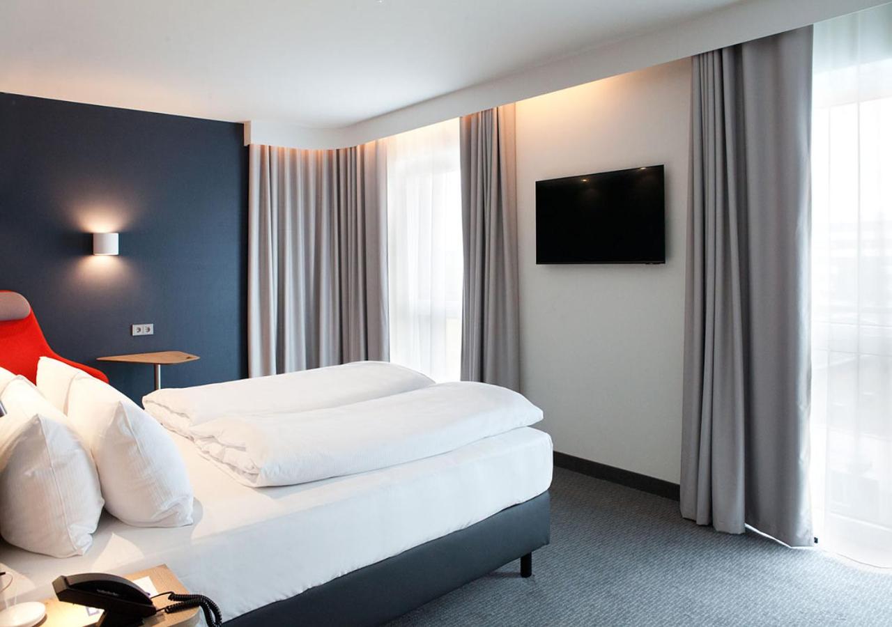 Standard Queen Room - Photo 2
