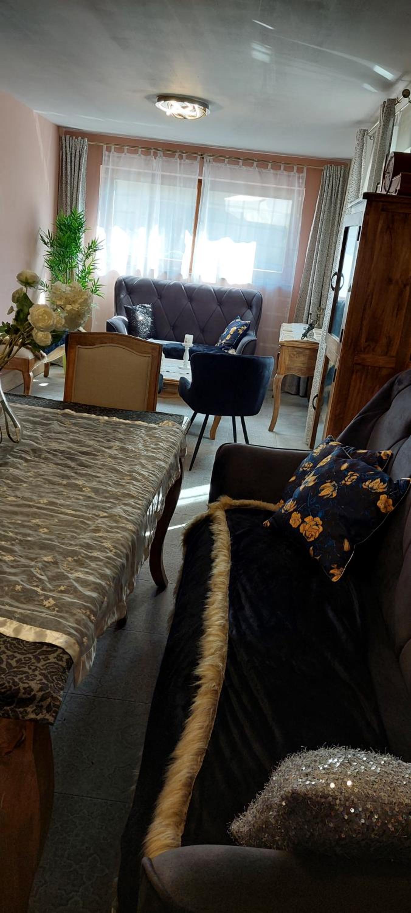 Large Double Room photo 1