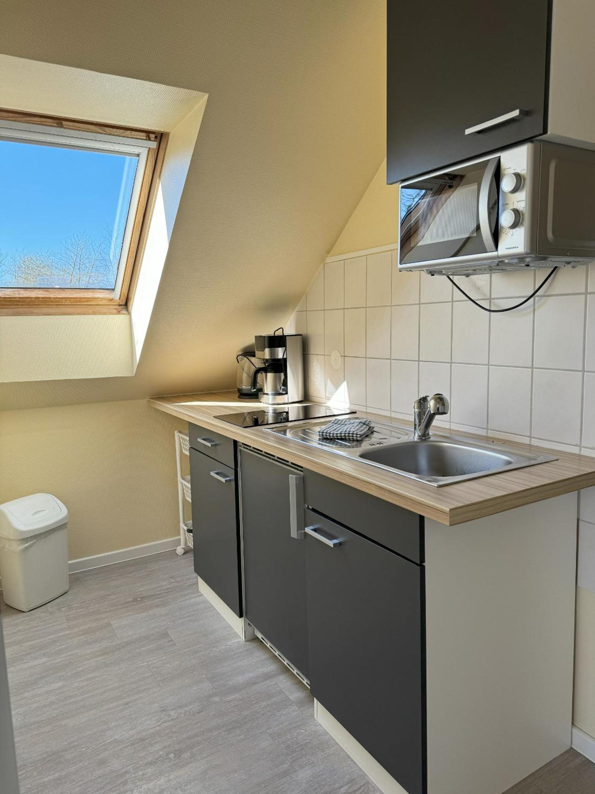 Apartment First Floor - Photo 11