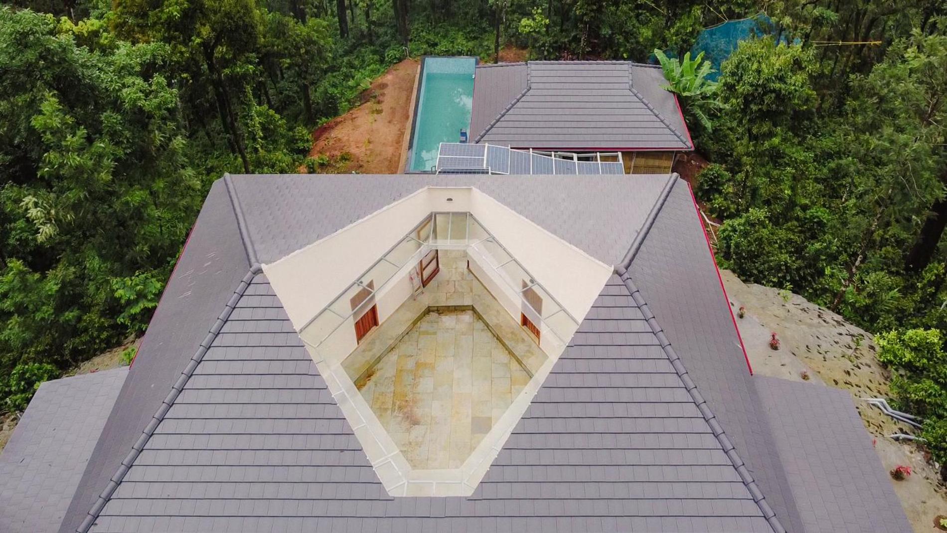 Villa photo 2