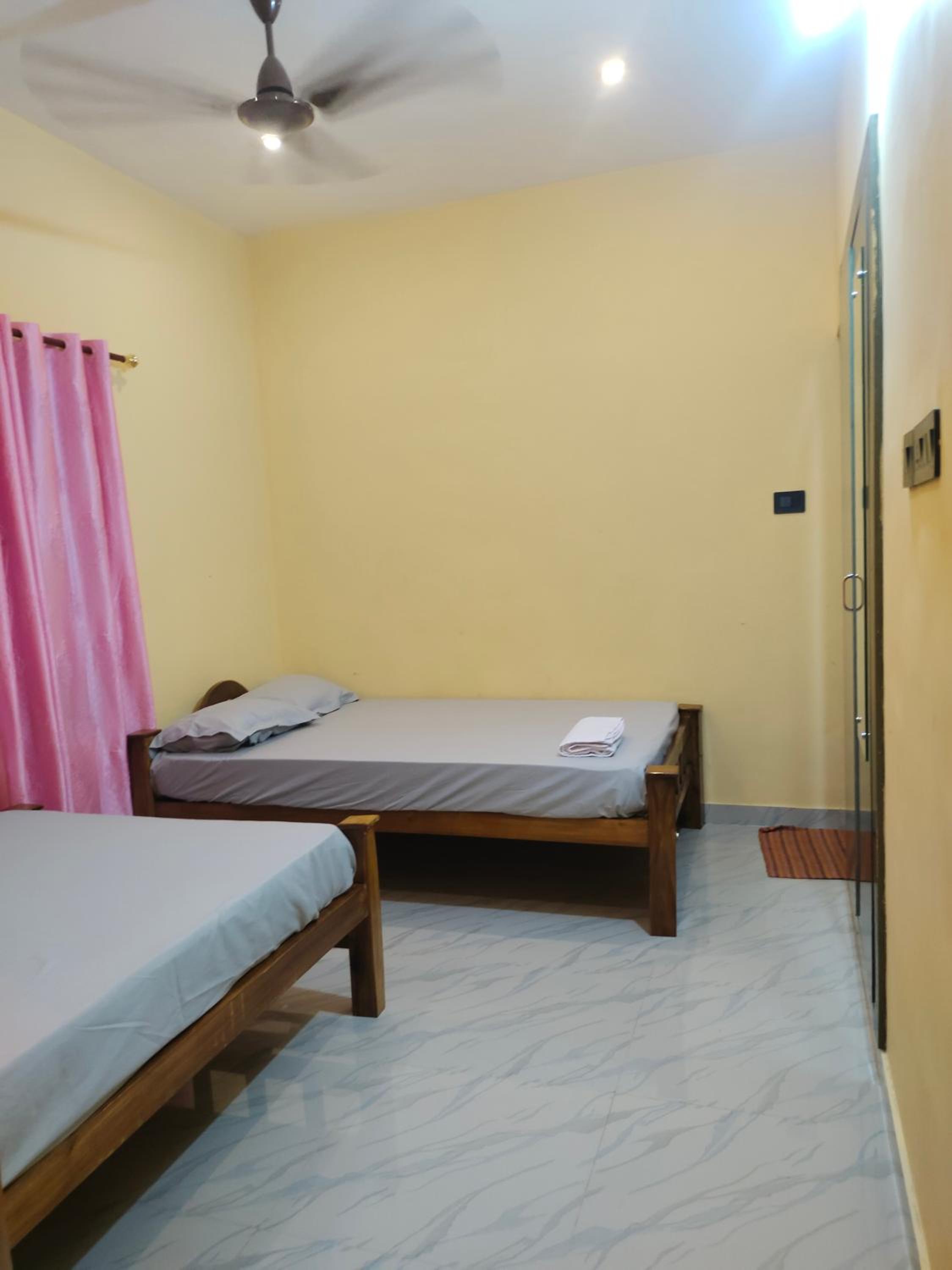 Budget Double or Twin Room photo 2