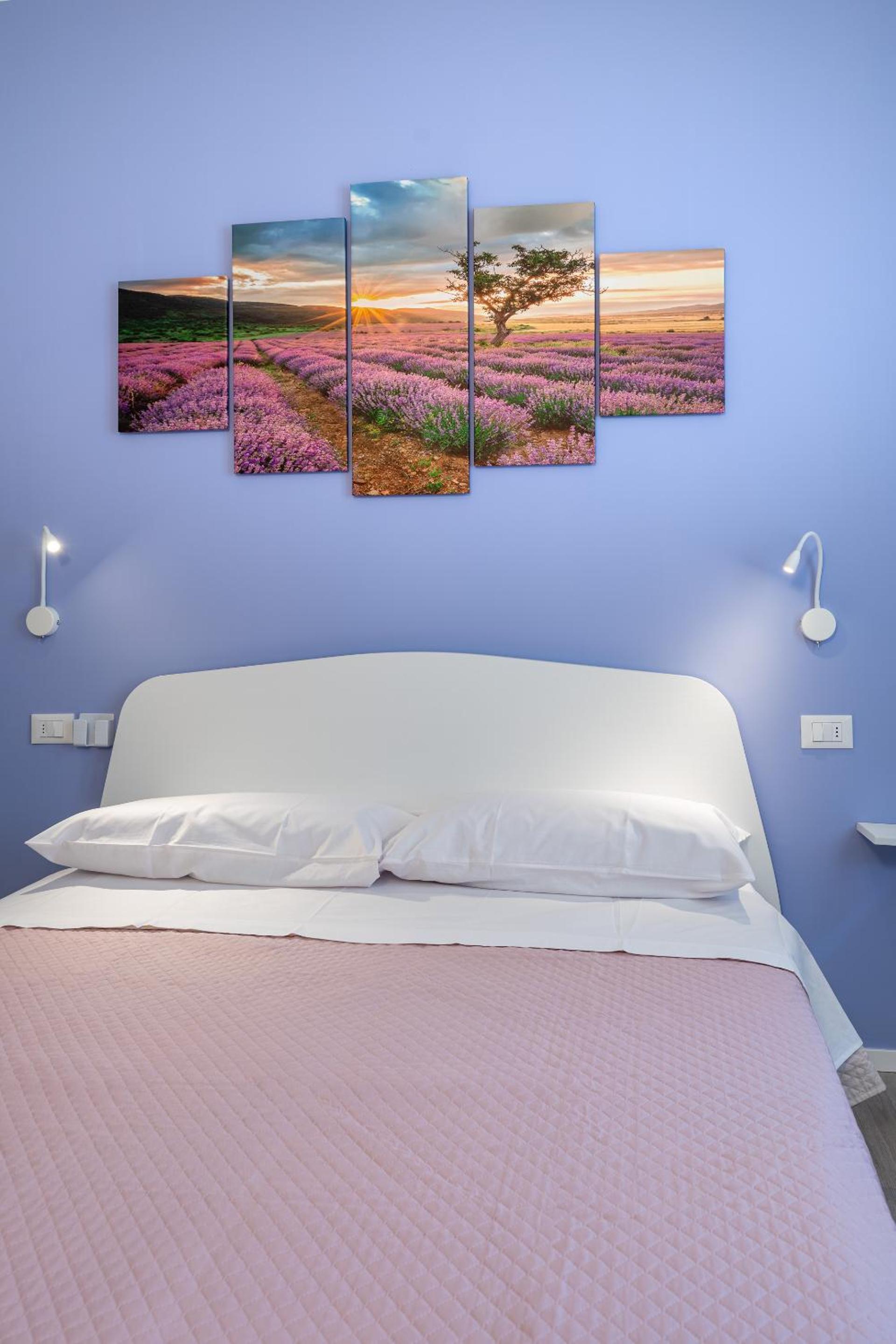 Double Room with Private Bathroom photo 1