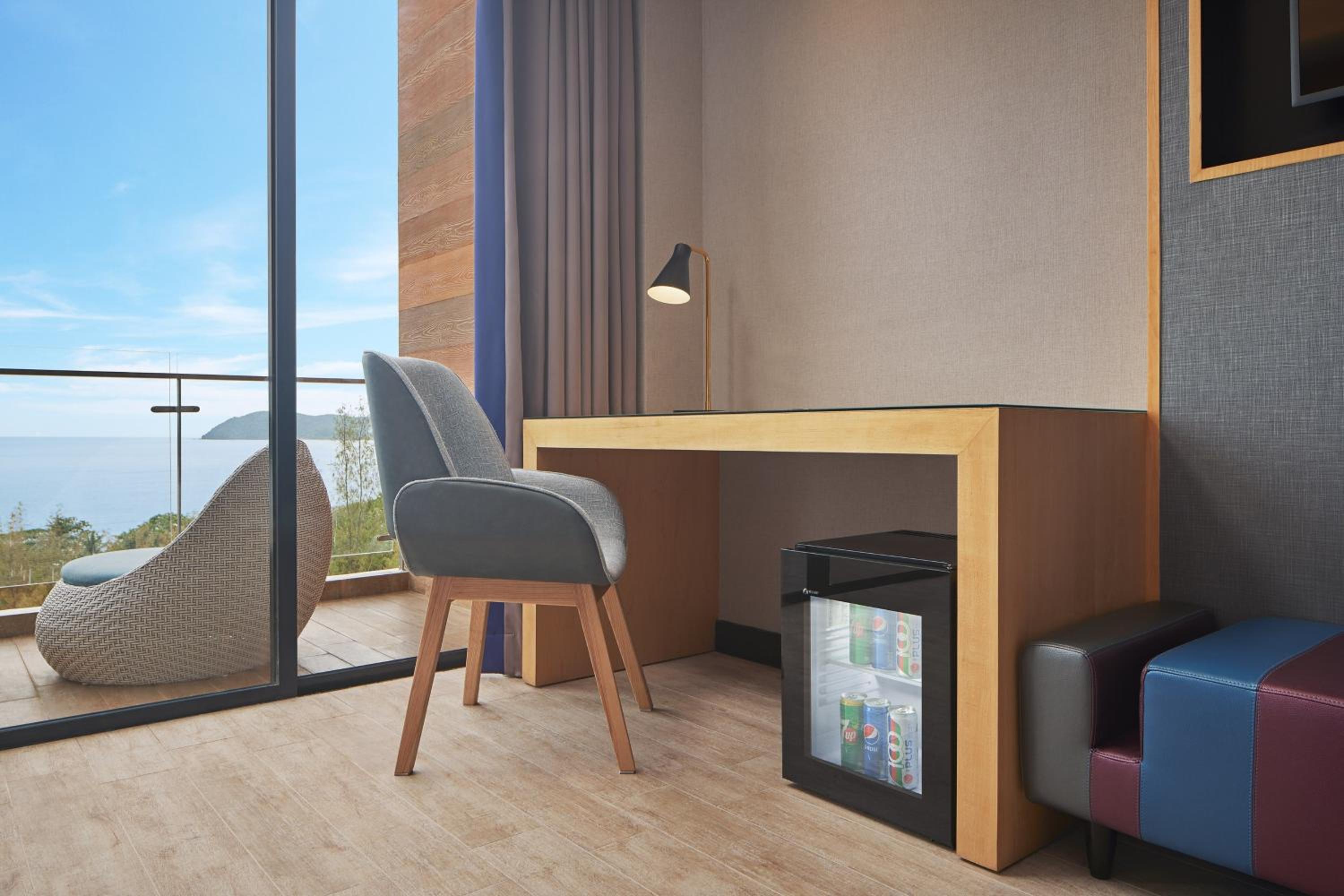 Sea View, Balcony, Guest room, 2 Single - Photo 6