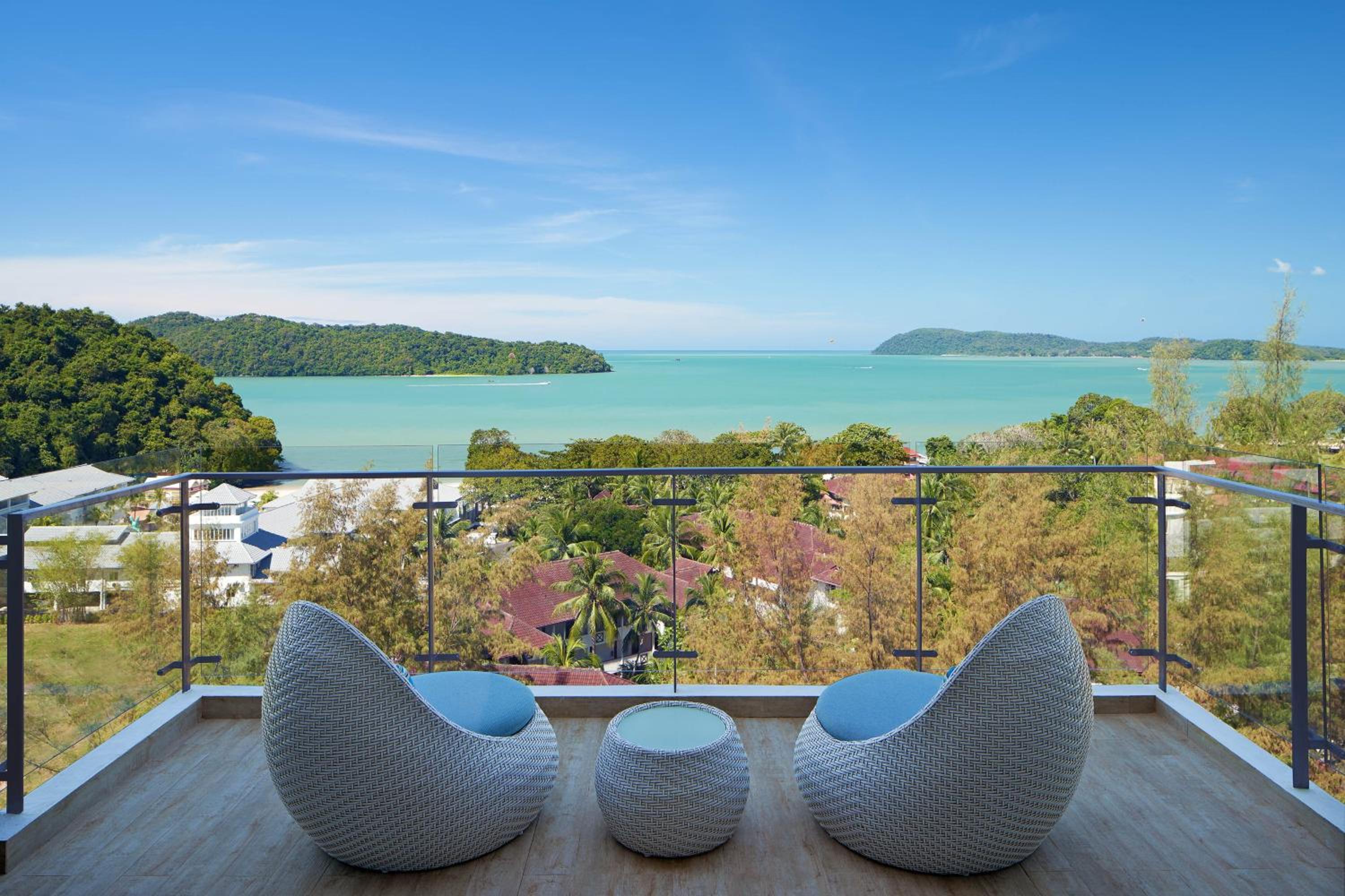 Sea View, Large Balcony, Guest room, 1 King - Photo 7