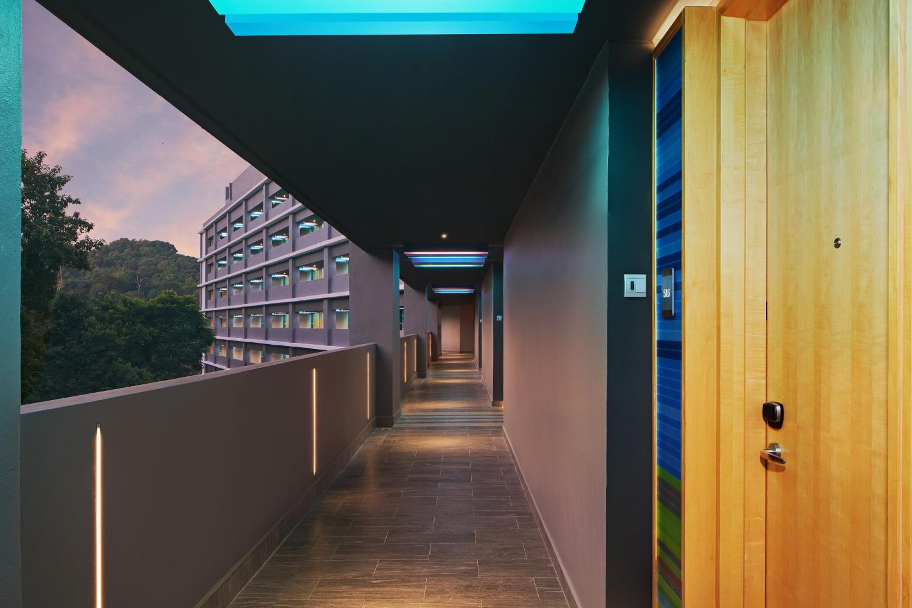 Sea View, Balcony, Guest room, 2 Single - Photo 7