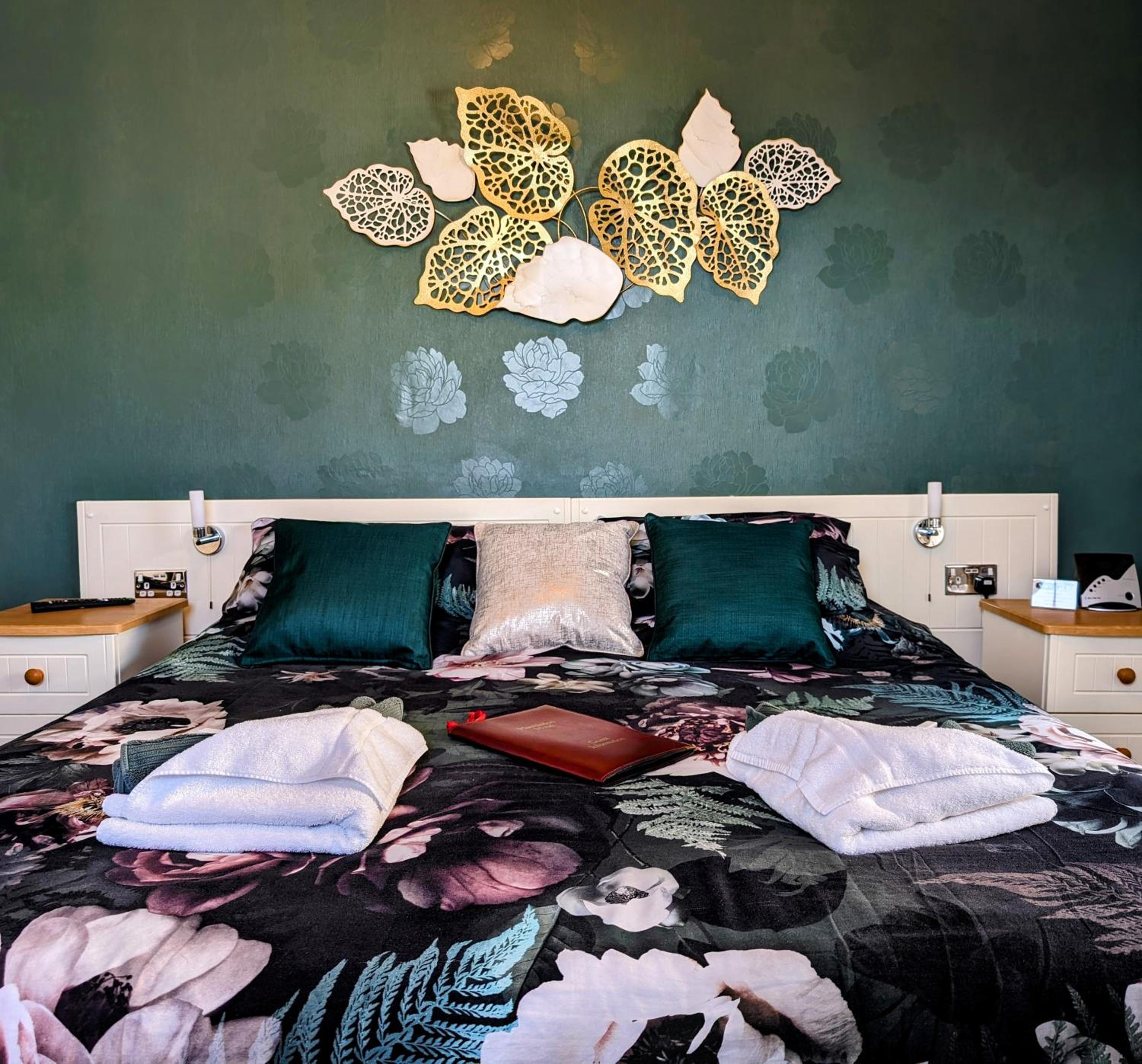 Double or Twin Room photo 2