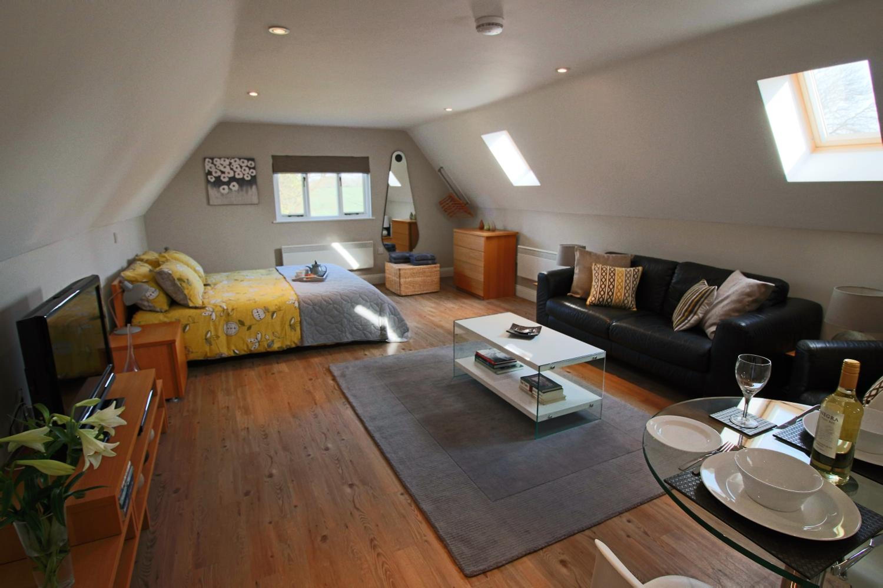 One-Bedroom House photo 1