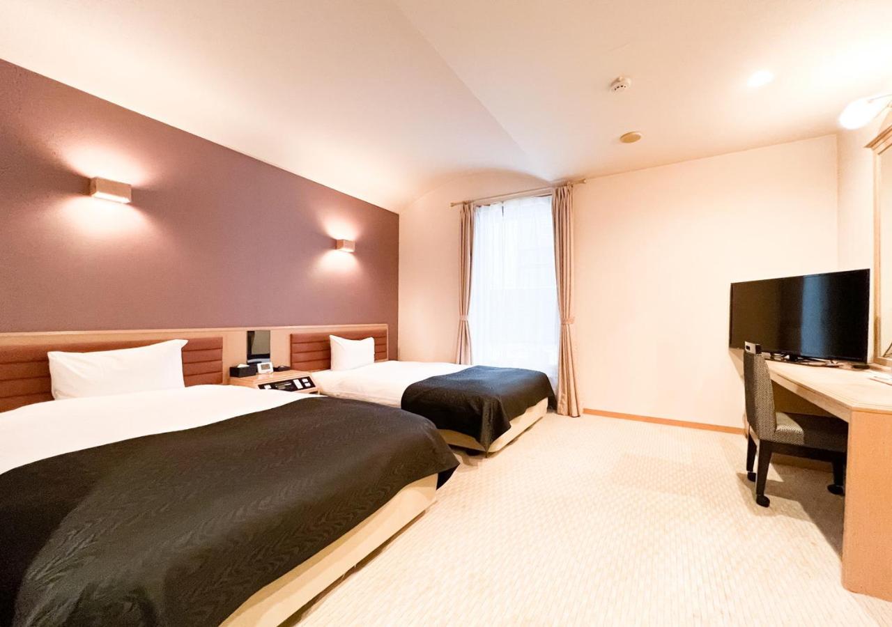 Twin Room - Non-Smoking