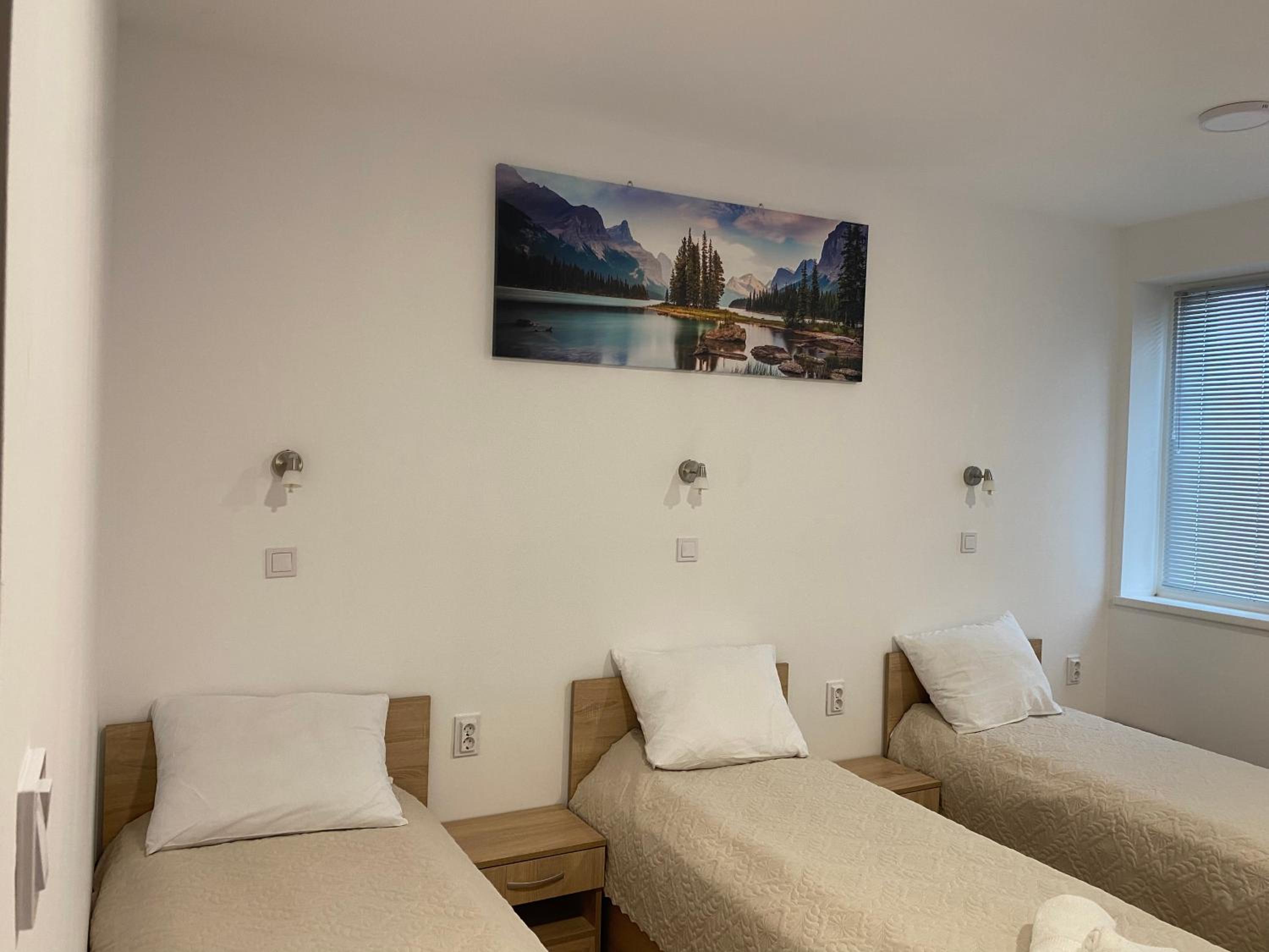 One-Bedroom Apartment photo 1