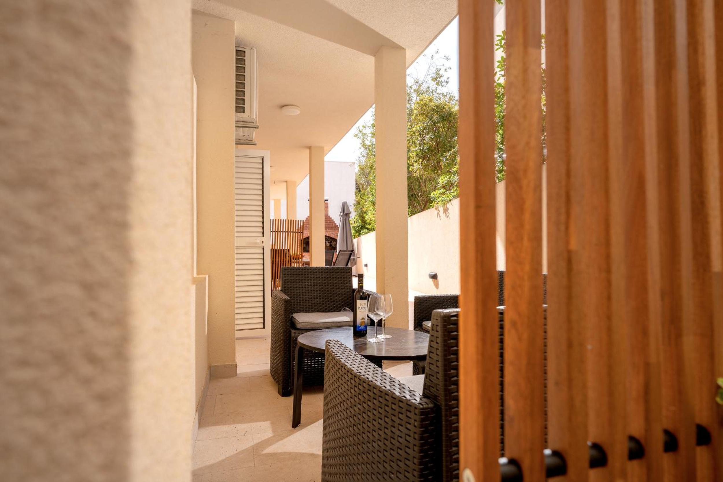 Apartment - Ground Floor photo 3