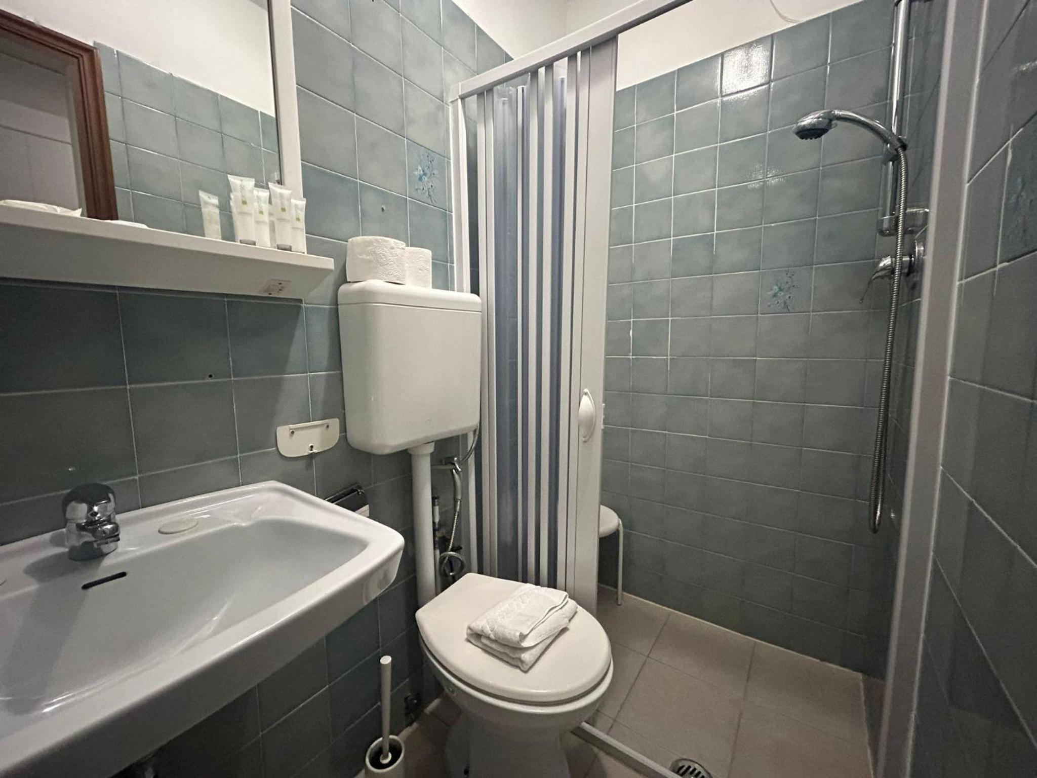 Standard Single Room photo 2