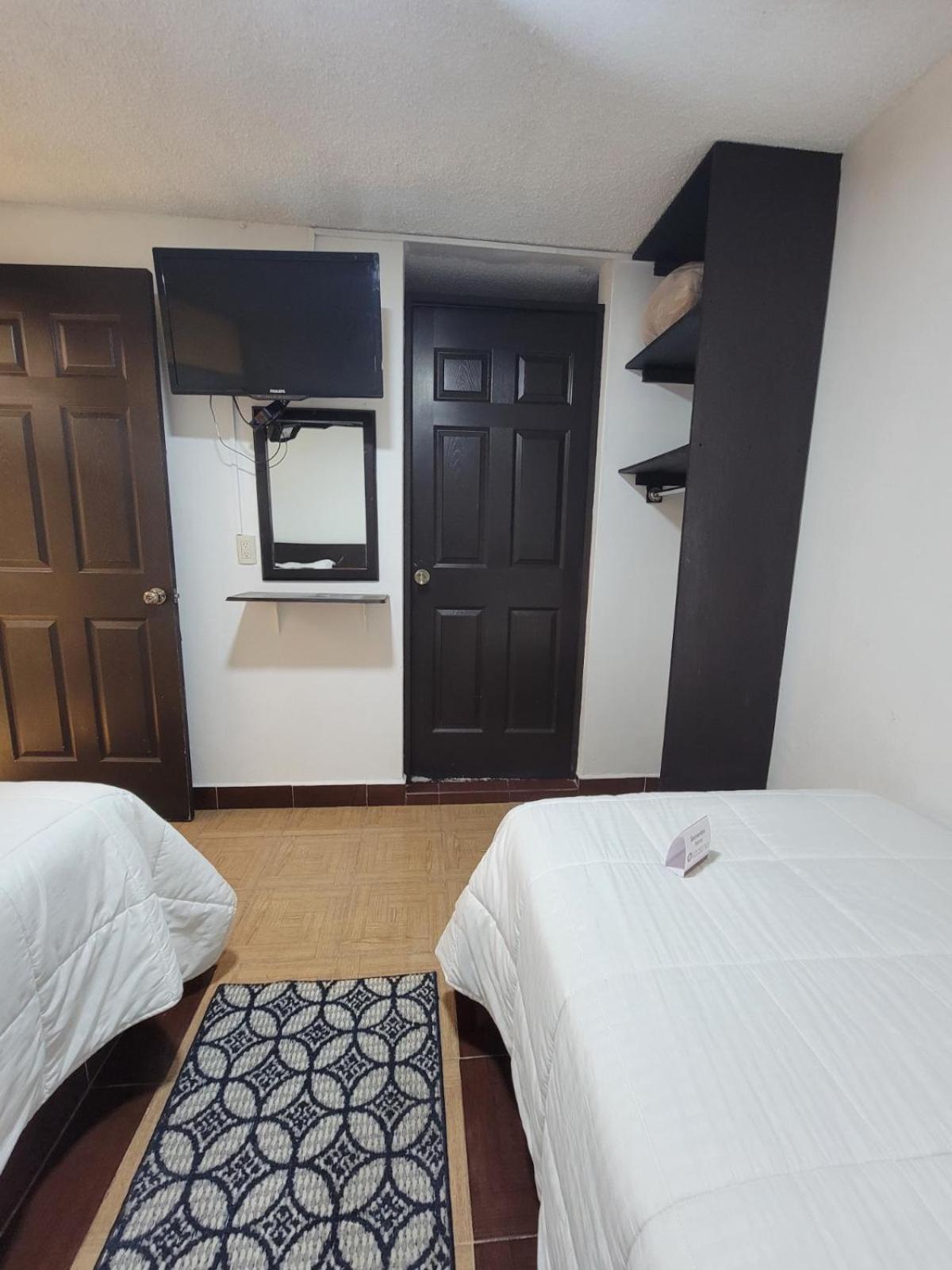 Classic Triple Room photo 2