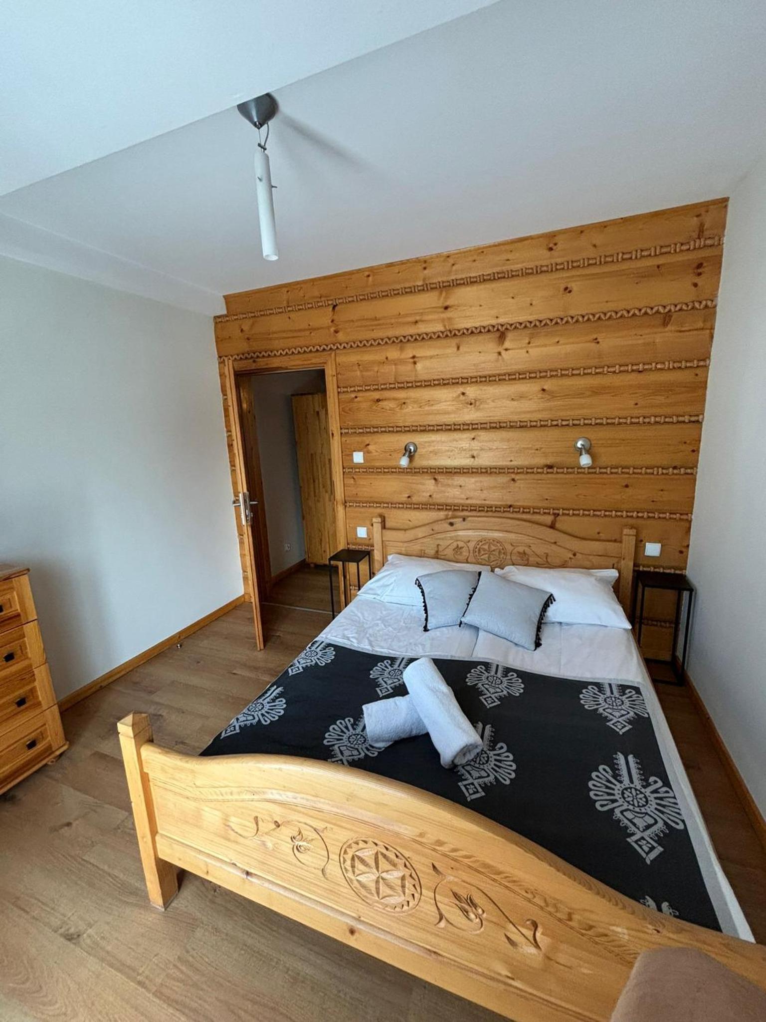 Two-Bedroom Apartment with Balcony photo 1