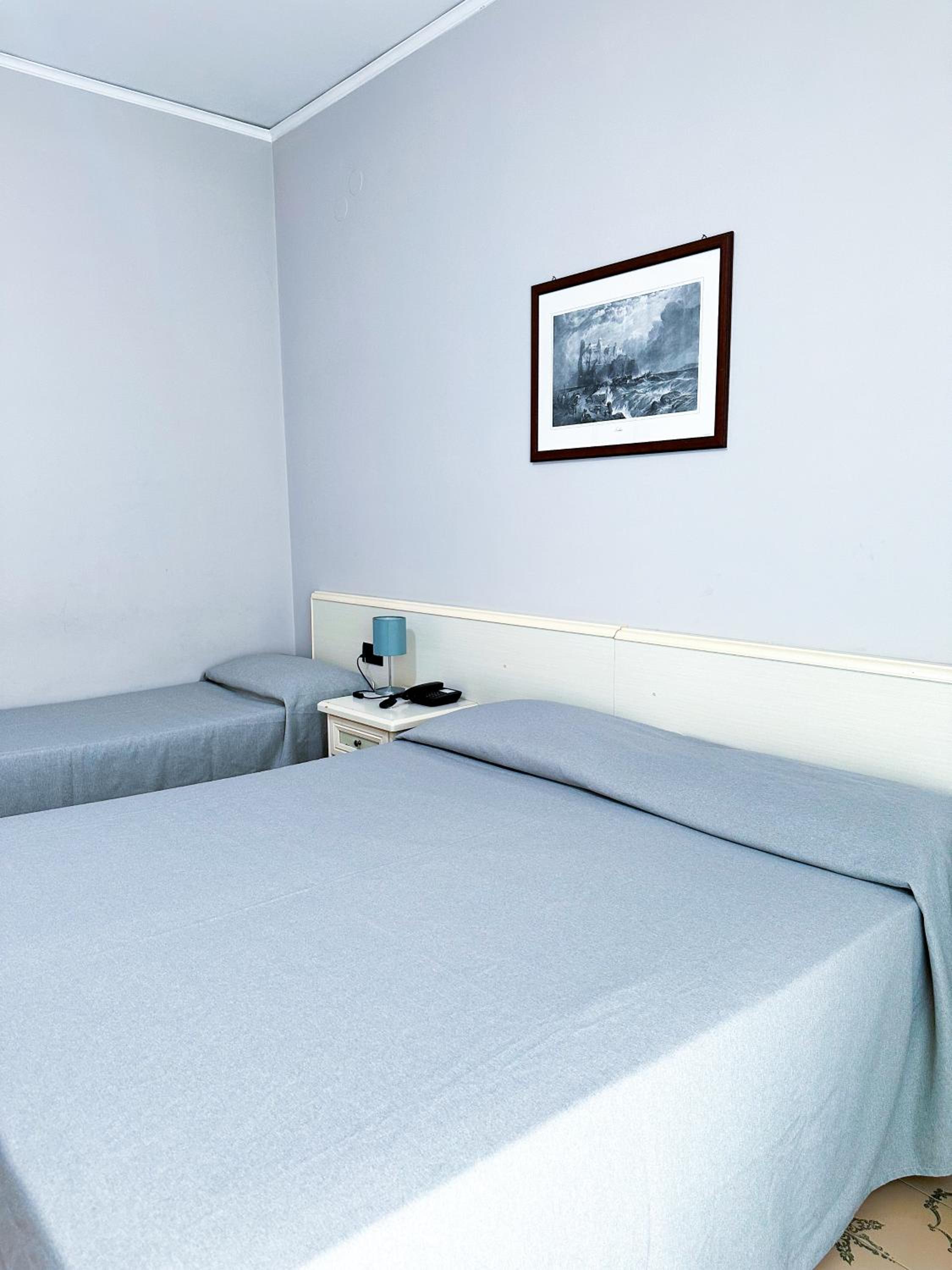 Triple Room - Photo 4