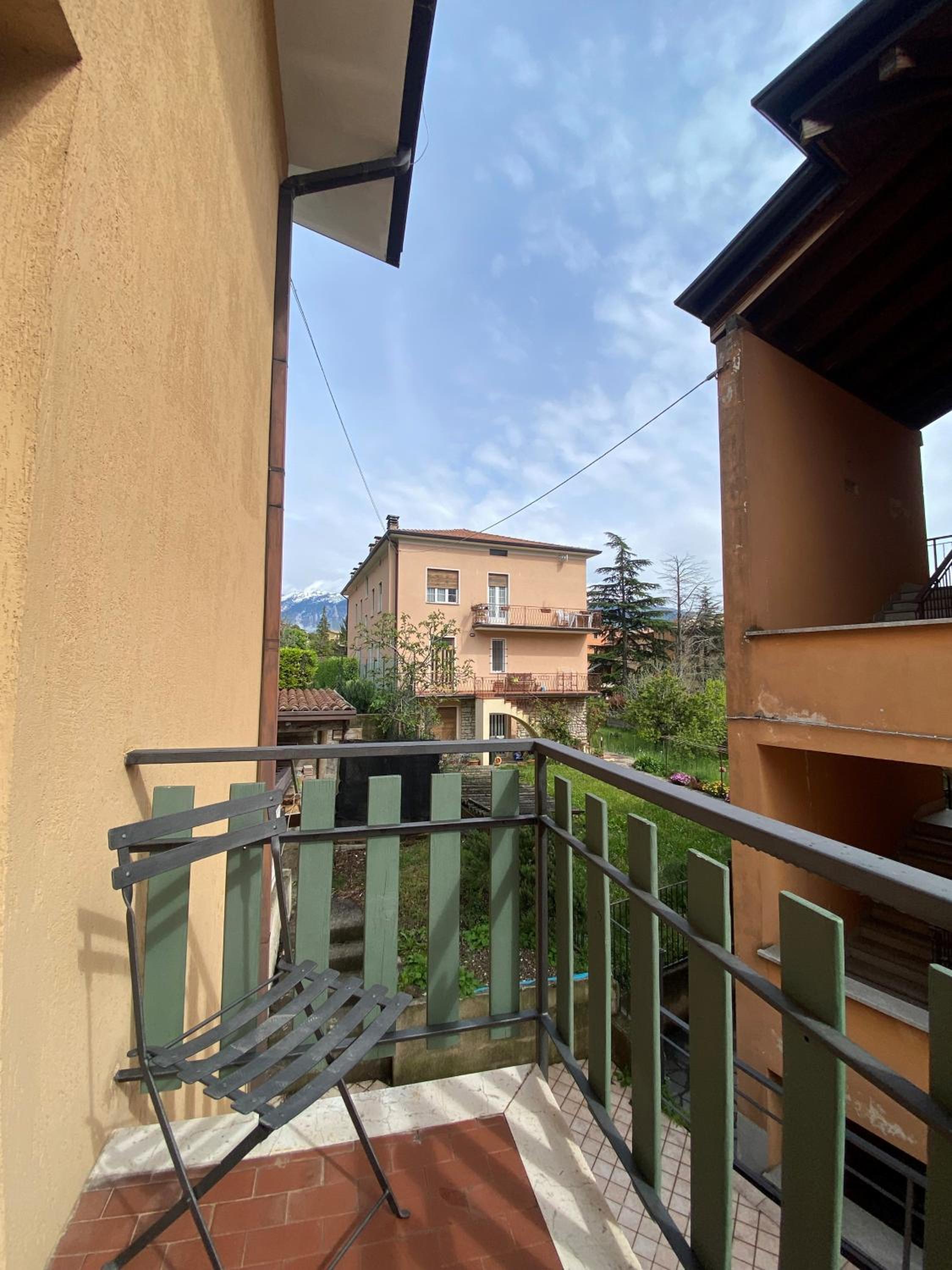Family Room with Balcony photo 2