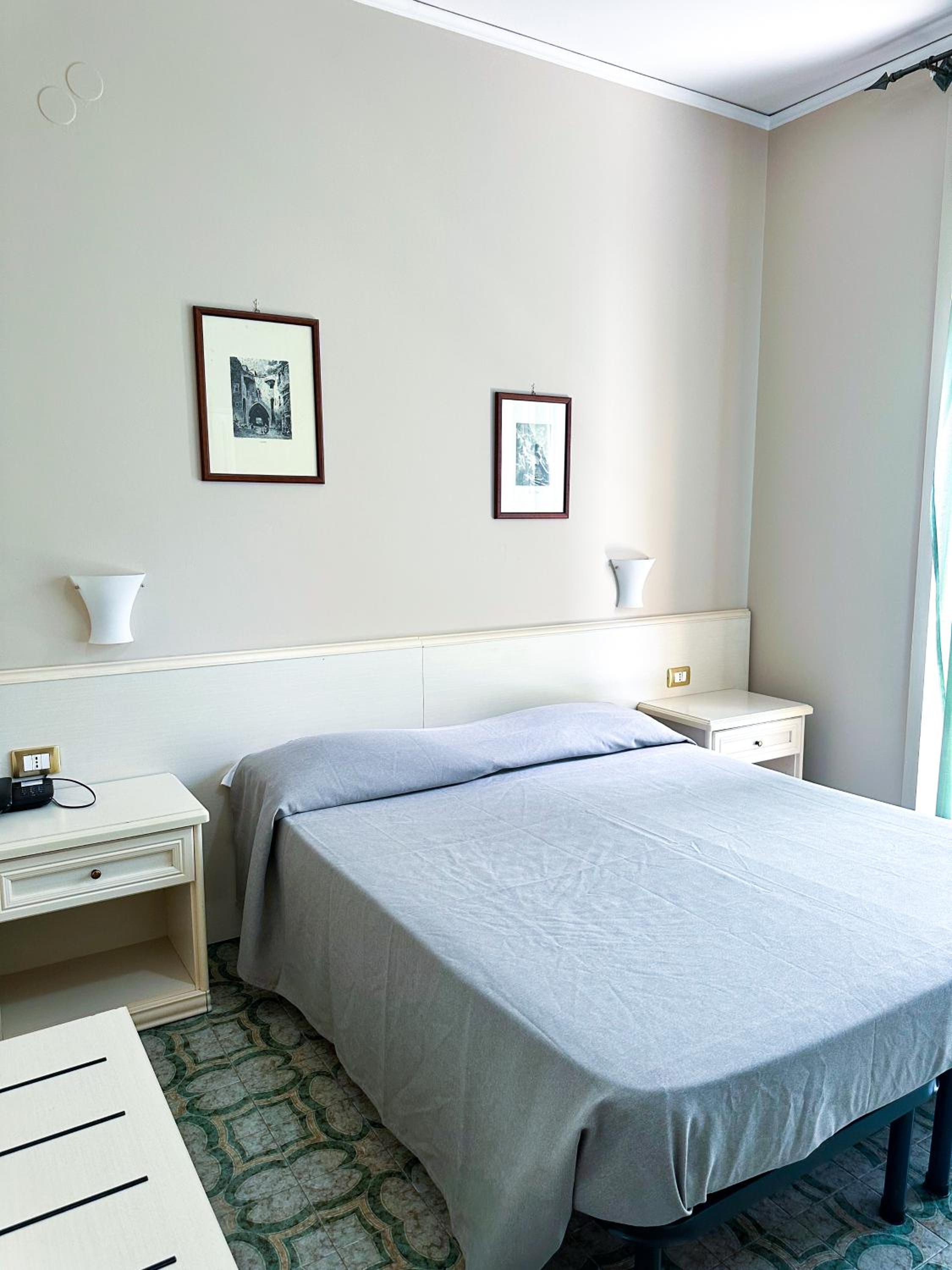 Double or Twin Room - Photo 1