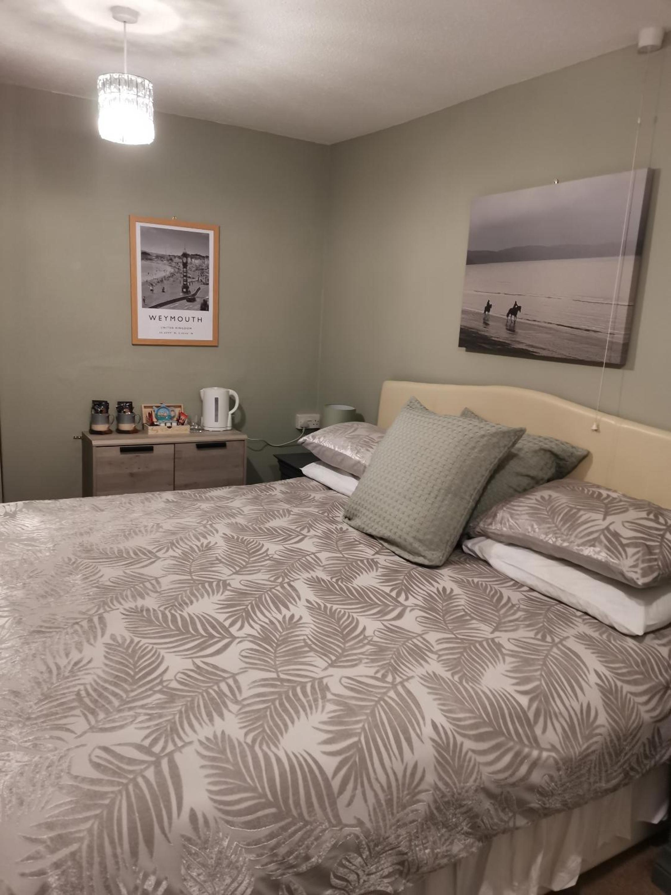 Double Room with Private Bathroom photo 2