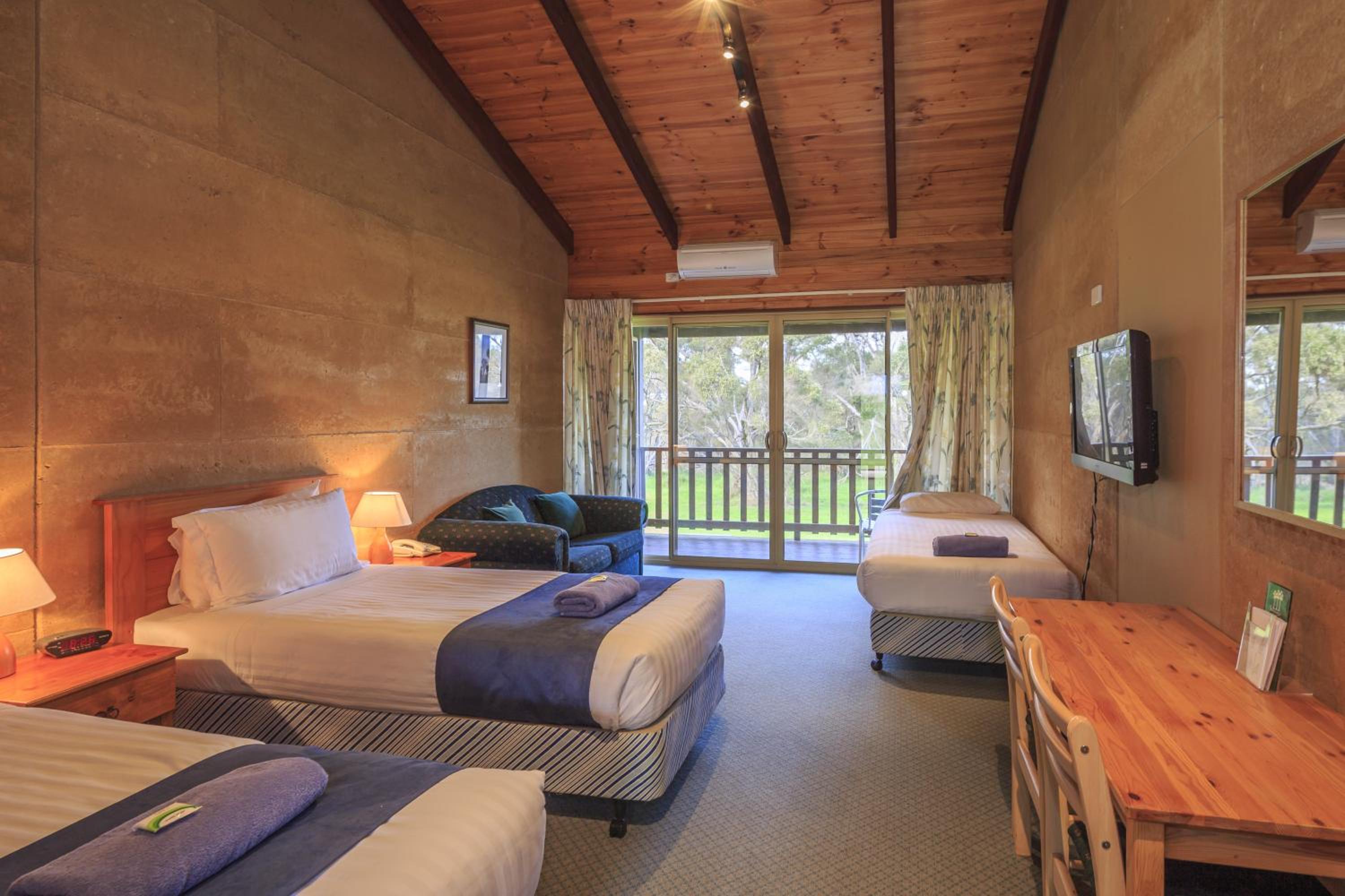 Triple Room with Balcony
