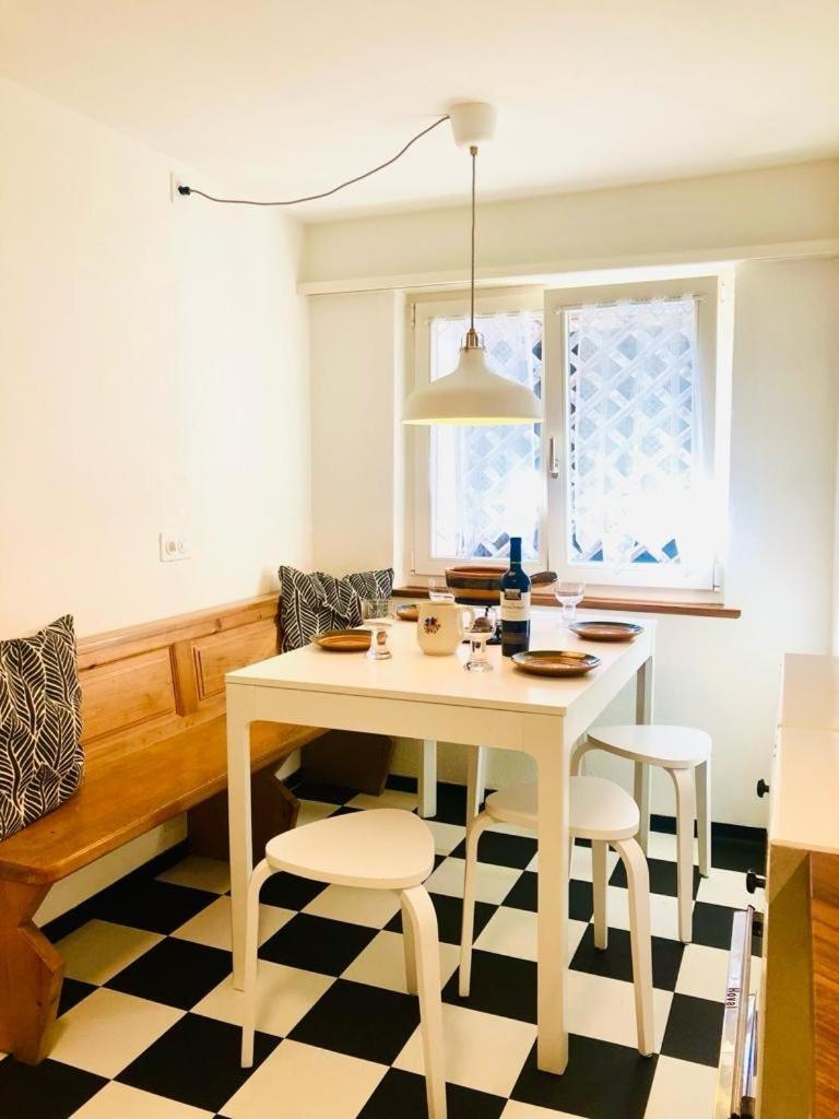 Three-Bedroom Apartment photo 1
