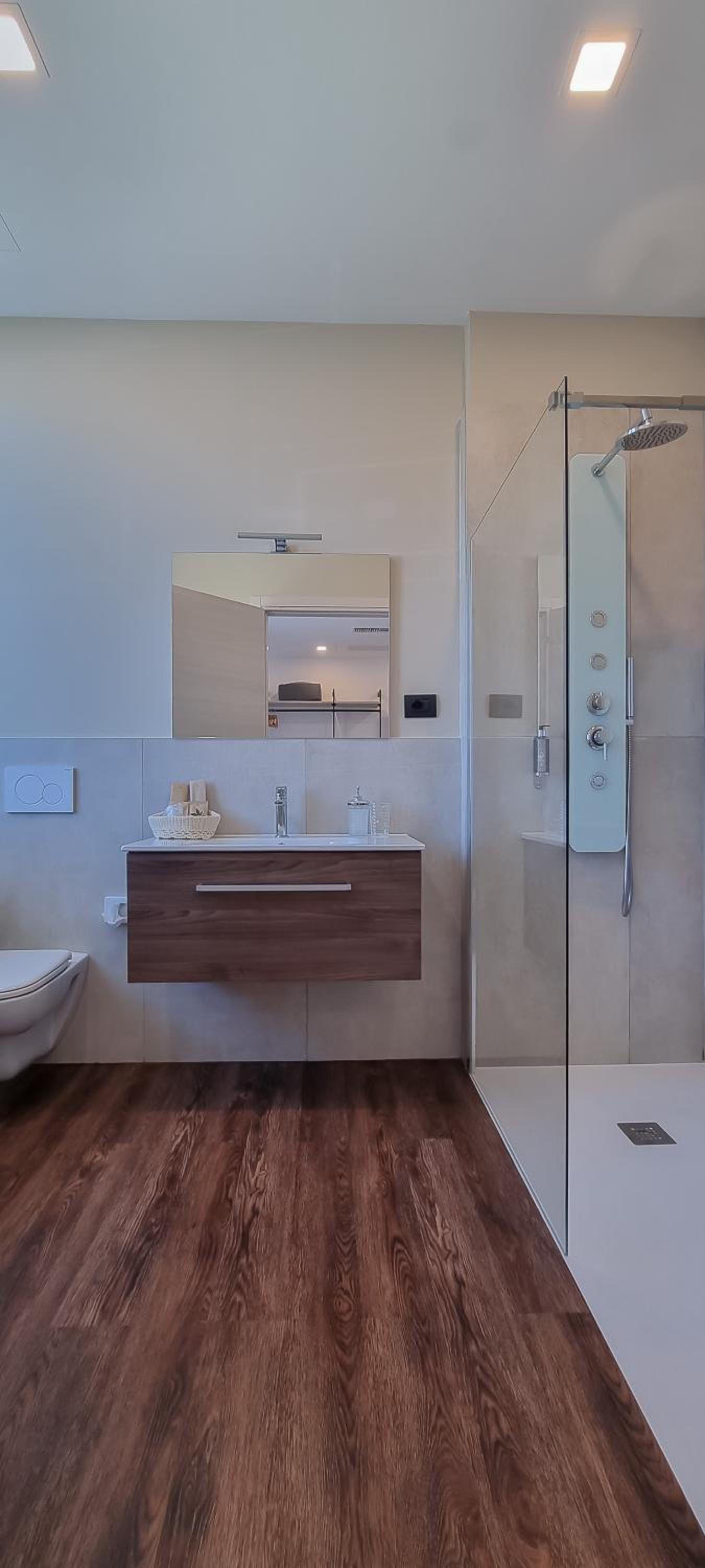 Superior Triple Room with Terrace and Kitchen Use - Photo 12