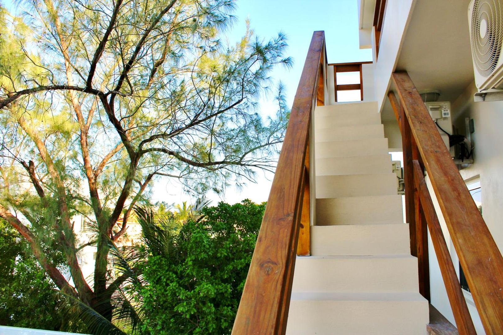 Family Two-Bedroom Apartment with View photo 2