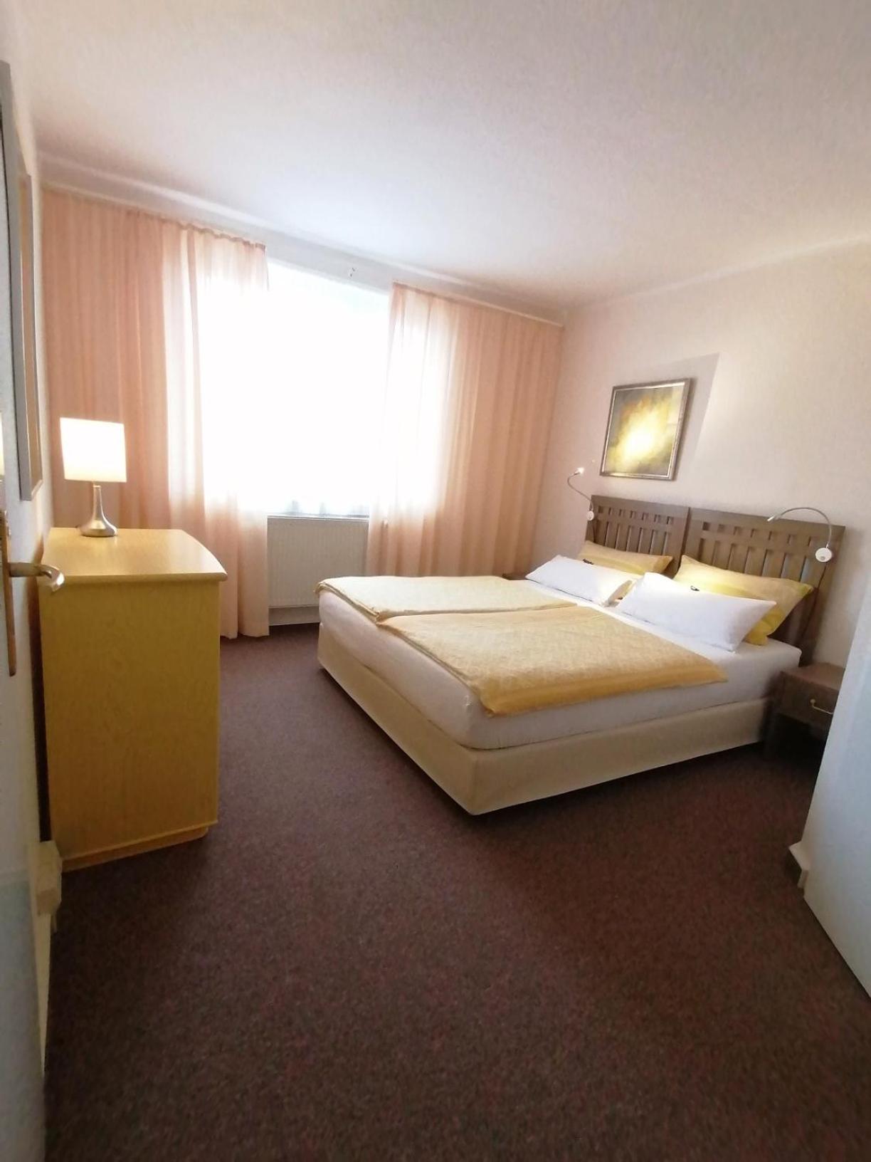 Double Room with connecting door photo 2