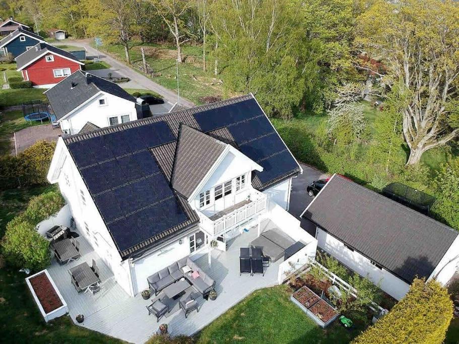 Villa photo 1
