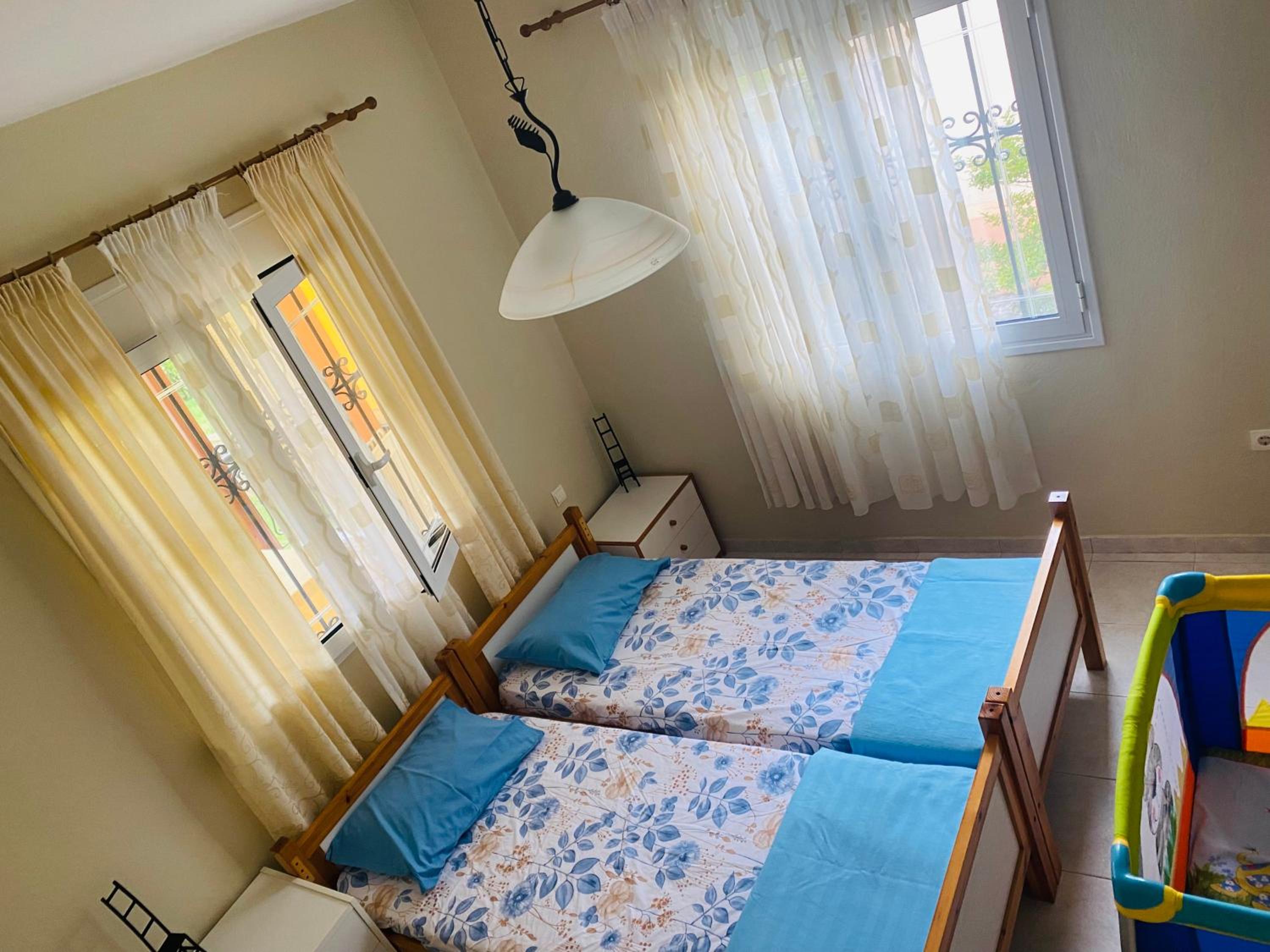 Three-Bedroom Villa photo 1