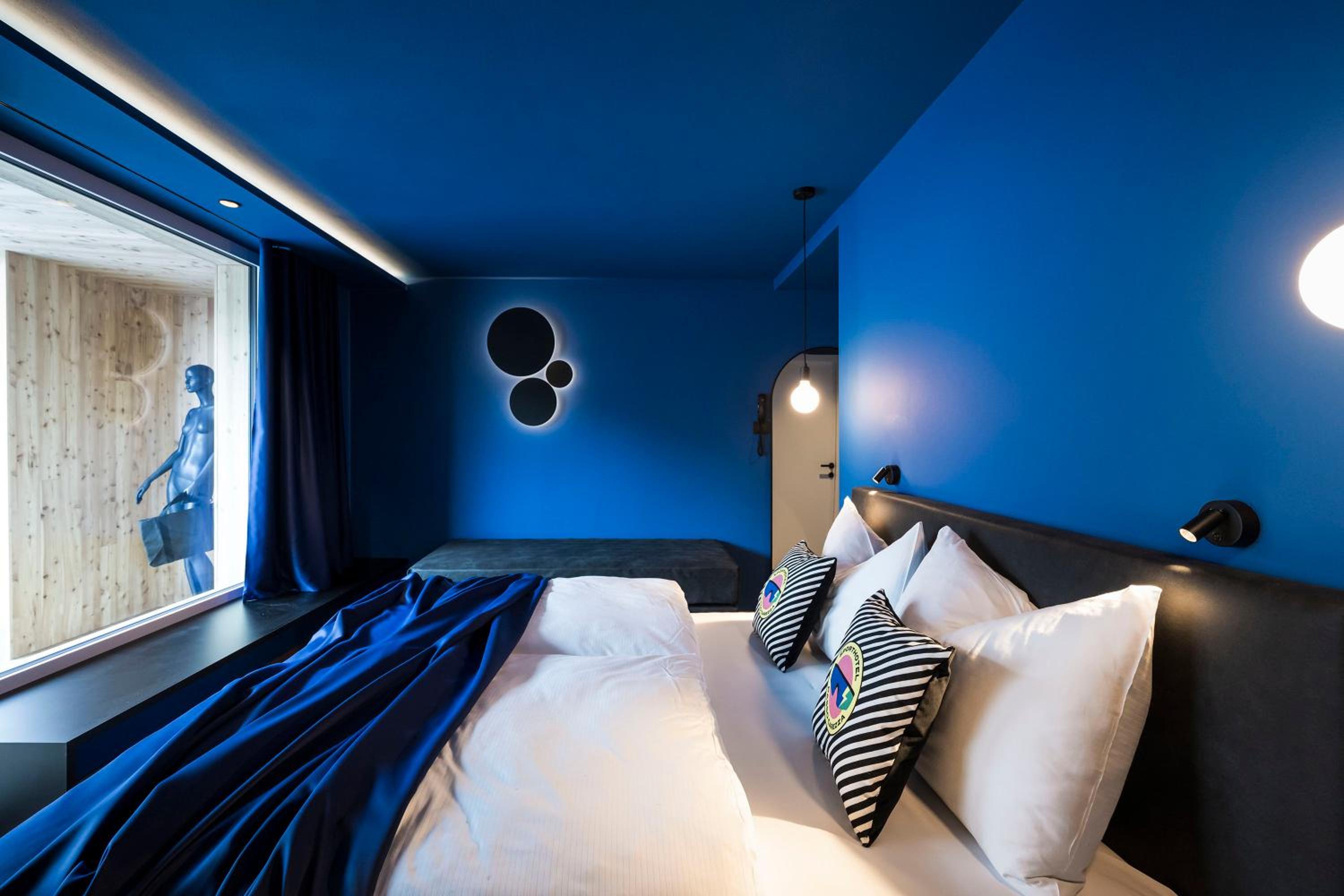 Superior Double Room with Balcony - Photo 2