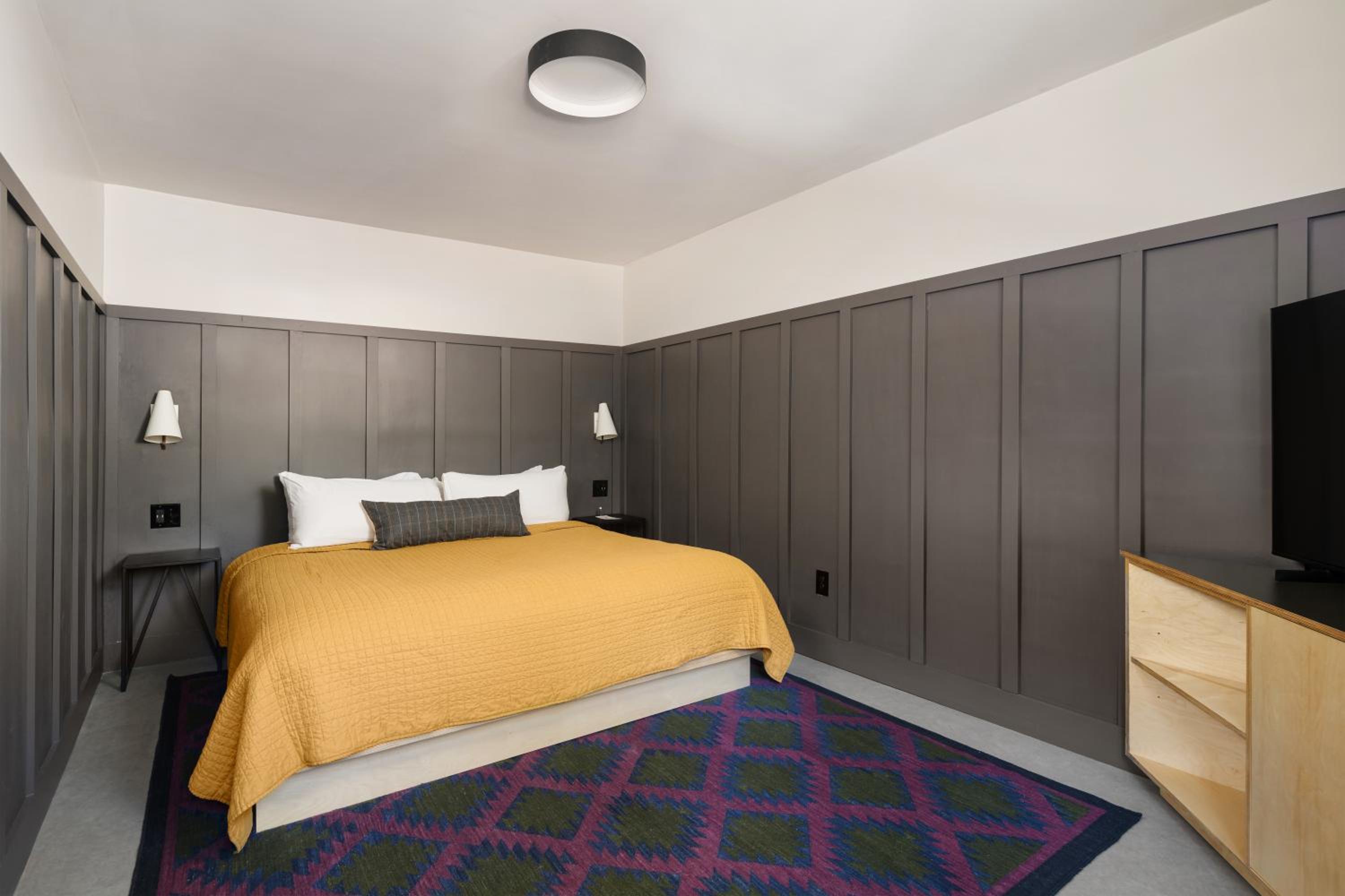 One-Bedroom Suite