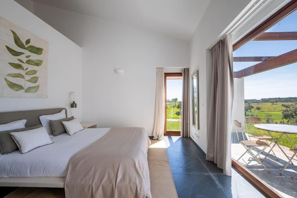 Villa photo 3