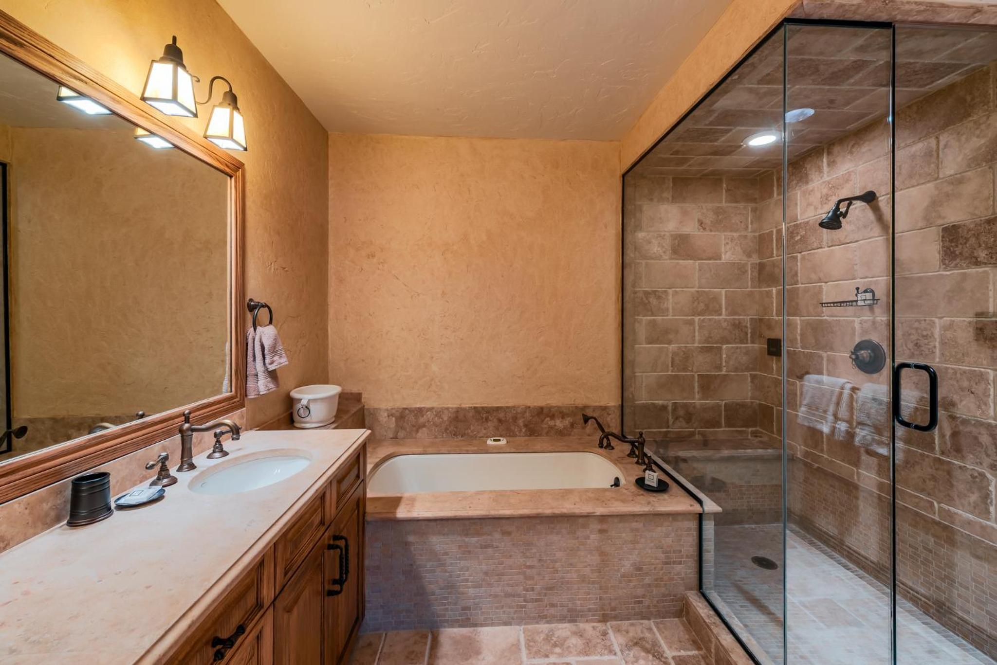4-Bedroom Standard Residence photo 2