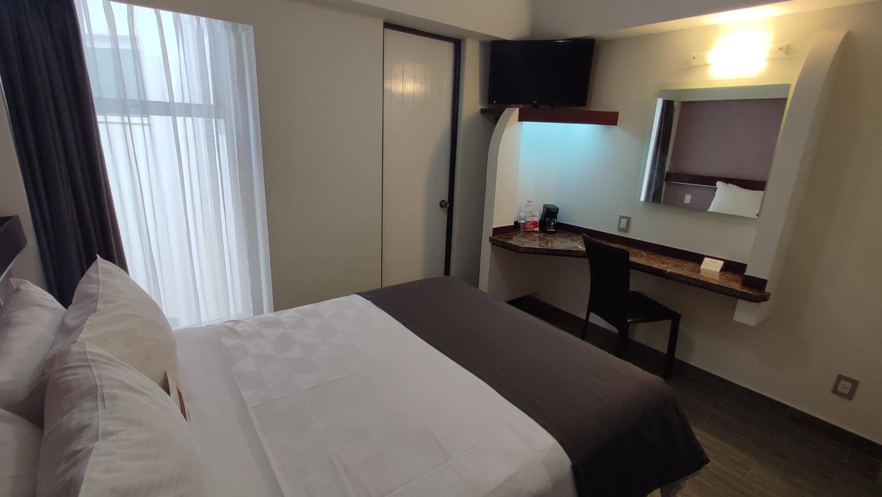 Single Room photo 3