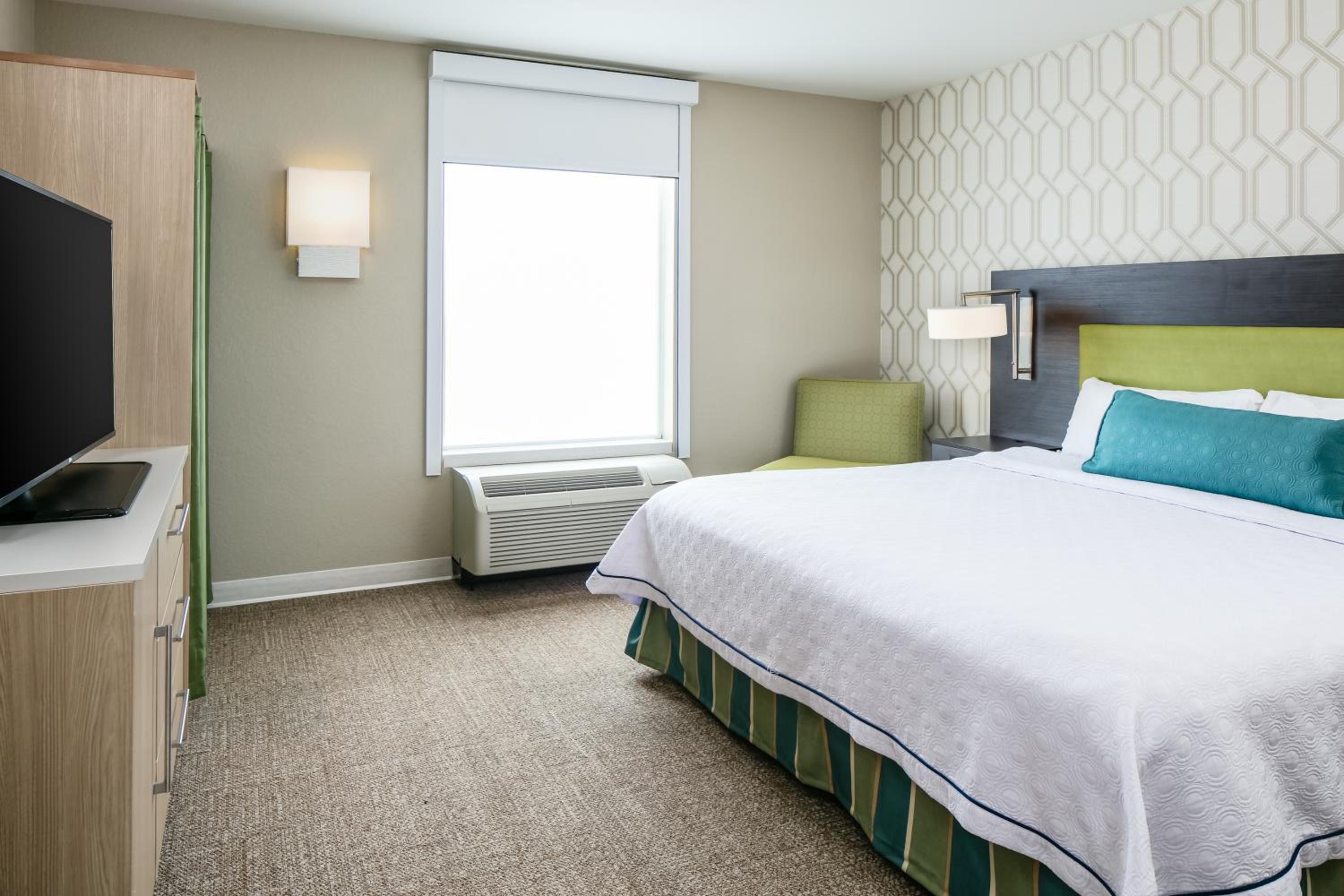 King Suite - Hearing Access/Non-Smoking