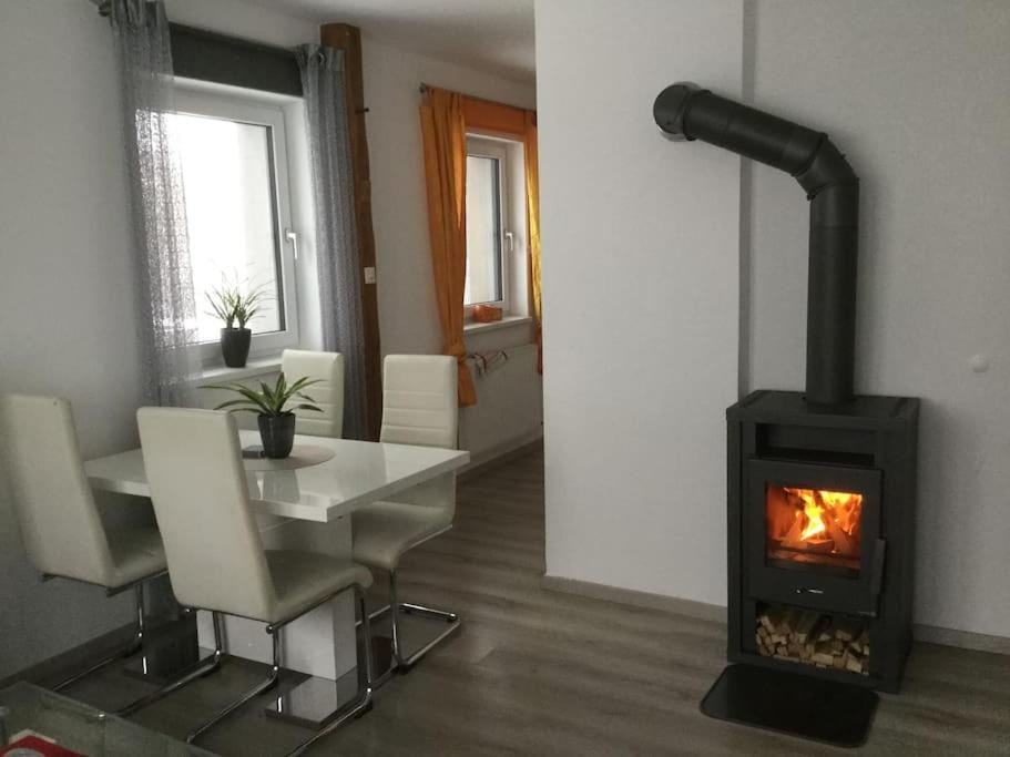 Two-Bedroom House photo 2