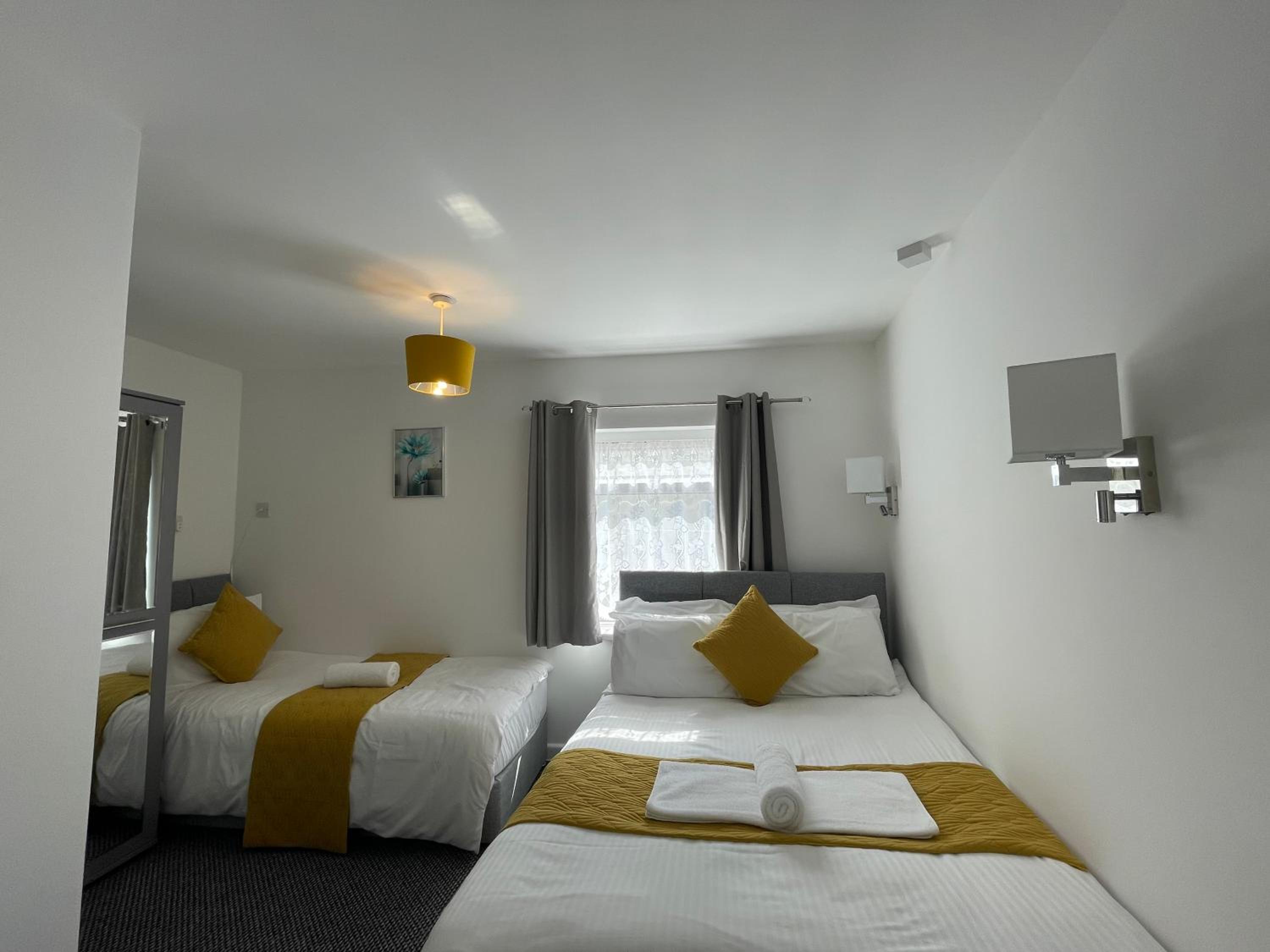 Deluxe Triple Room - Photo 1