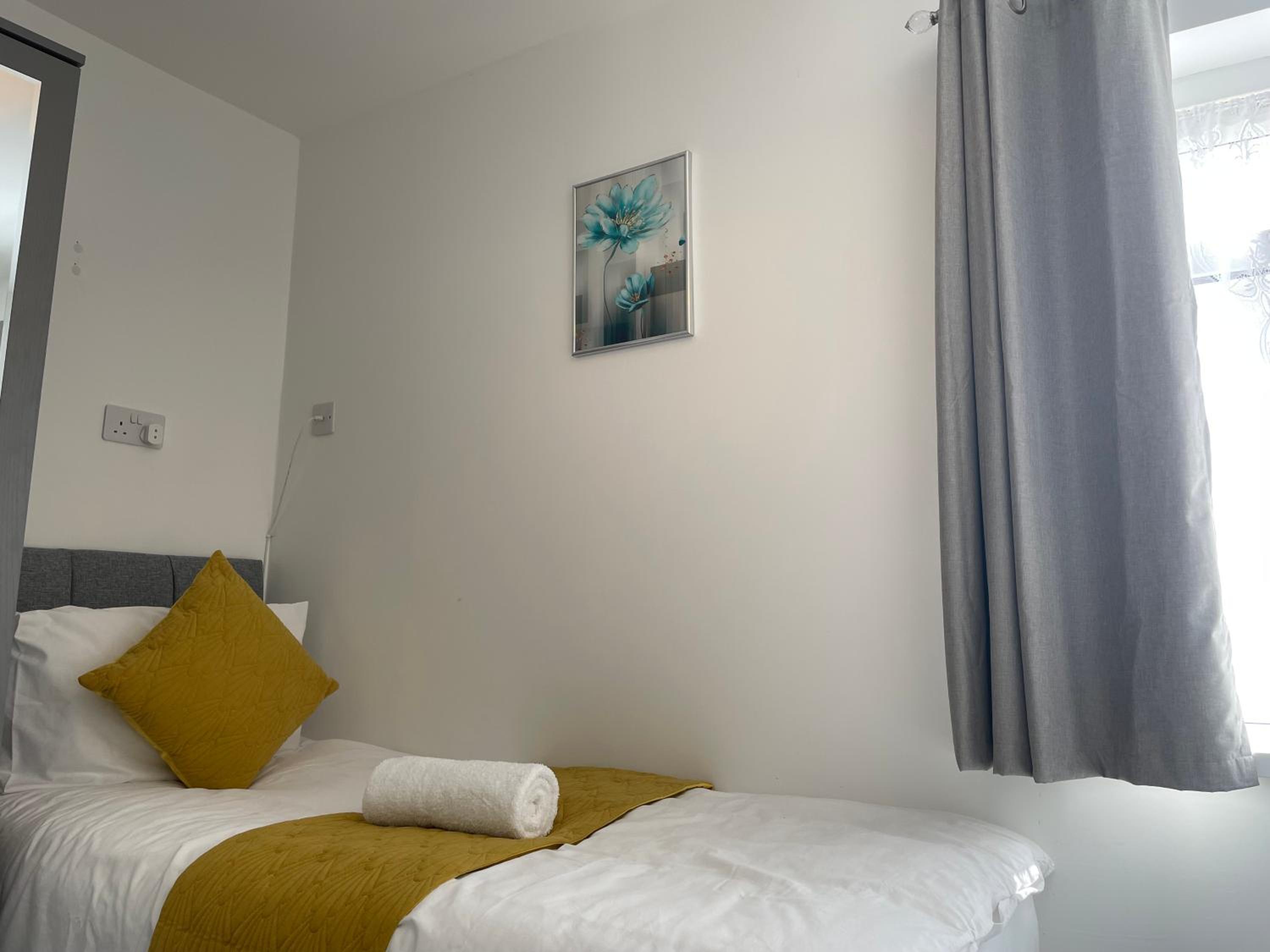 Deluxe Triple Room - Photo 3