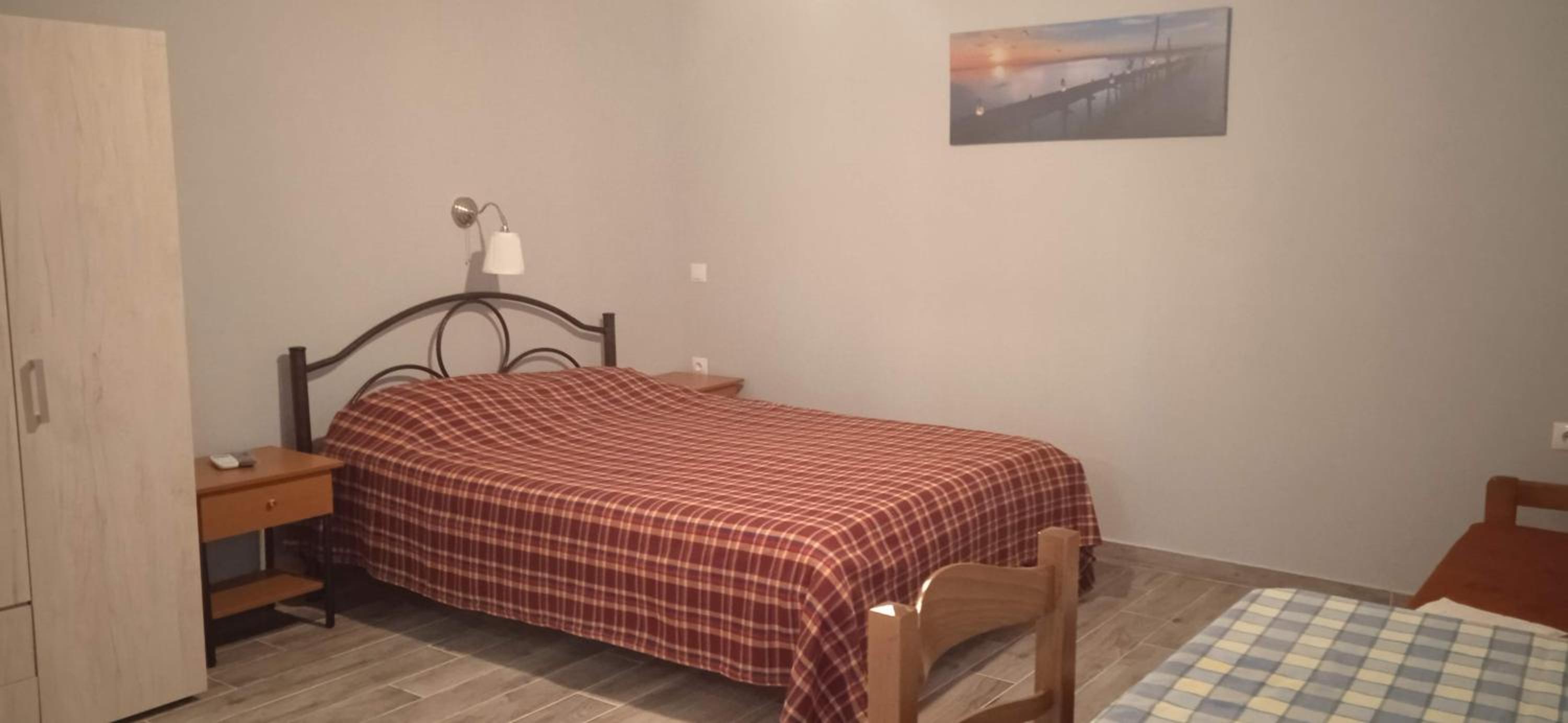 One-Bedroom House photo 1