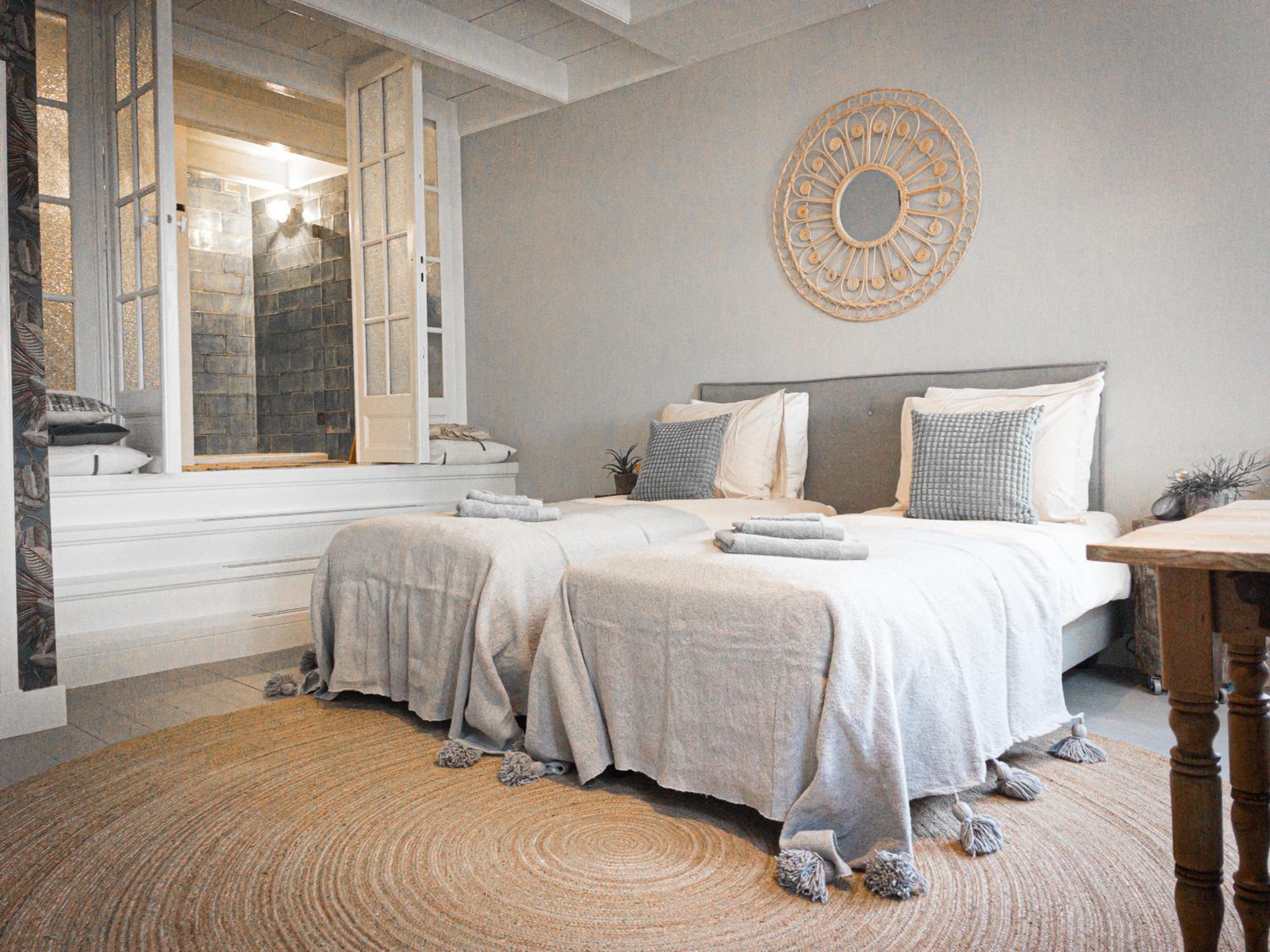 Deluxe Double or Twin Room photo 2