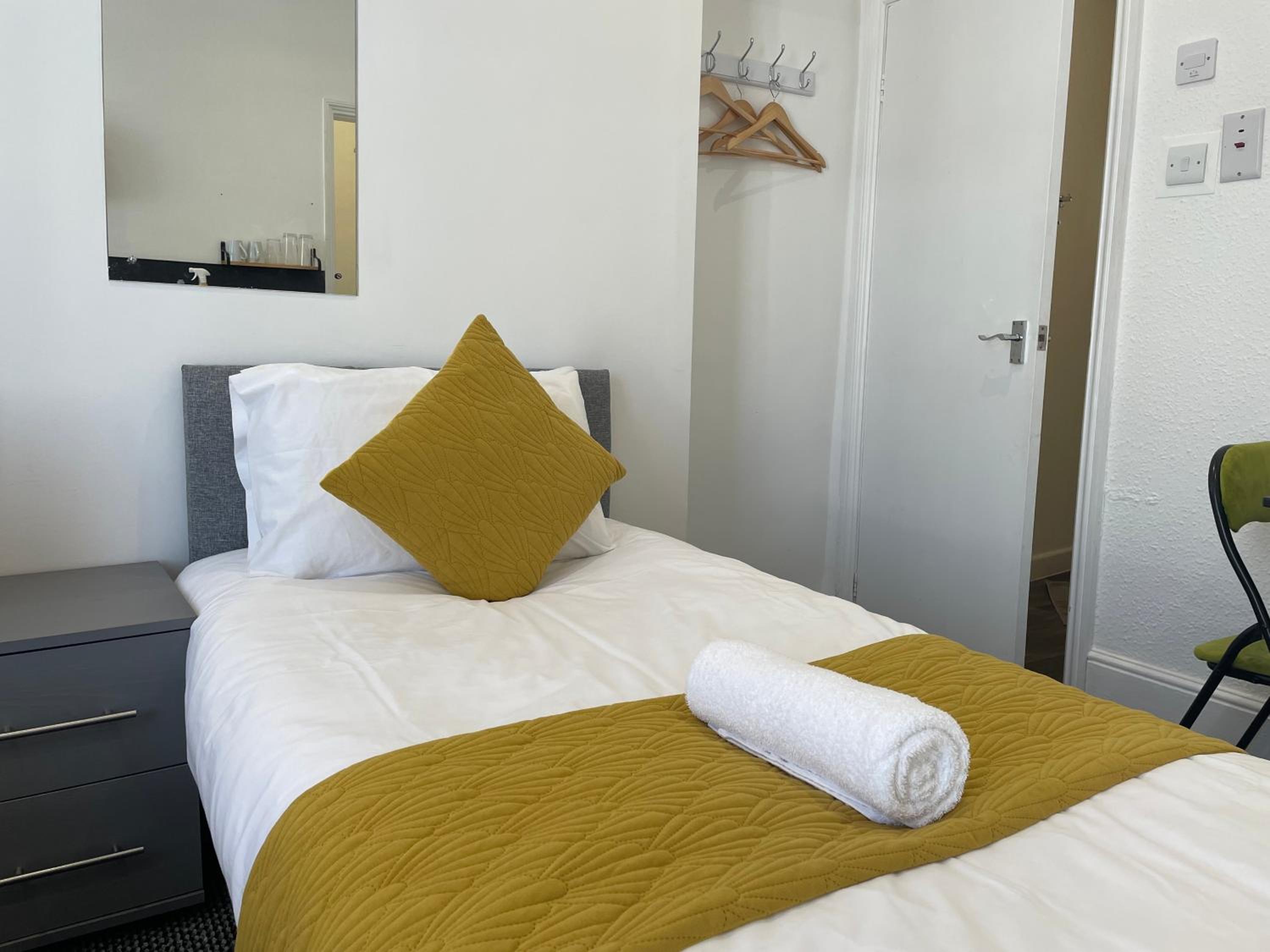 Standard Triple Room photo 3