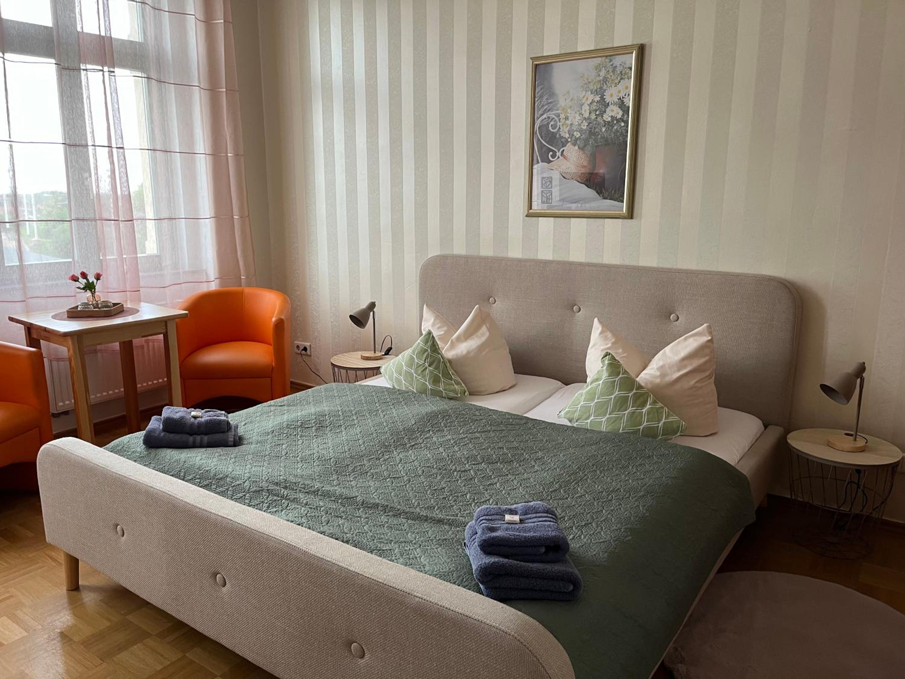 Double Room - Photo 3