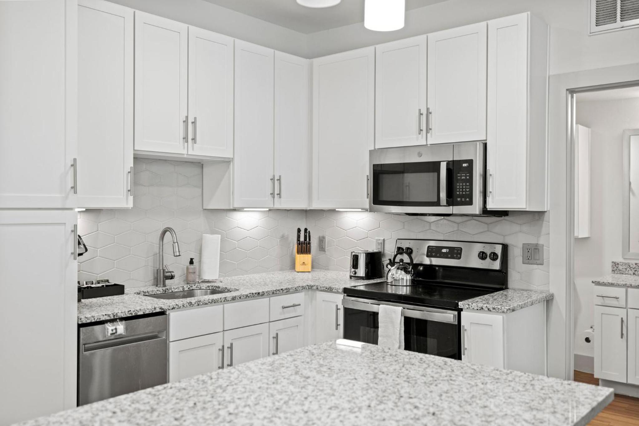 Two-Room Apartment - Photo 7