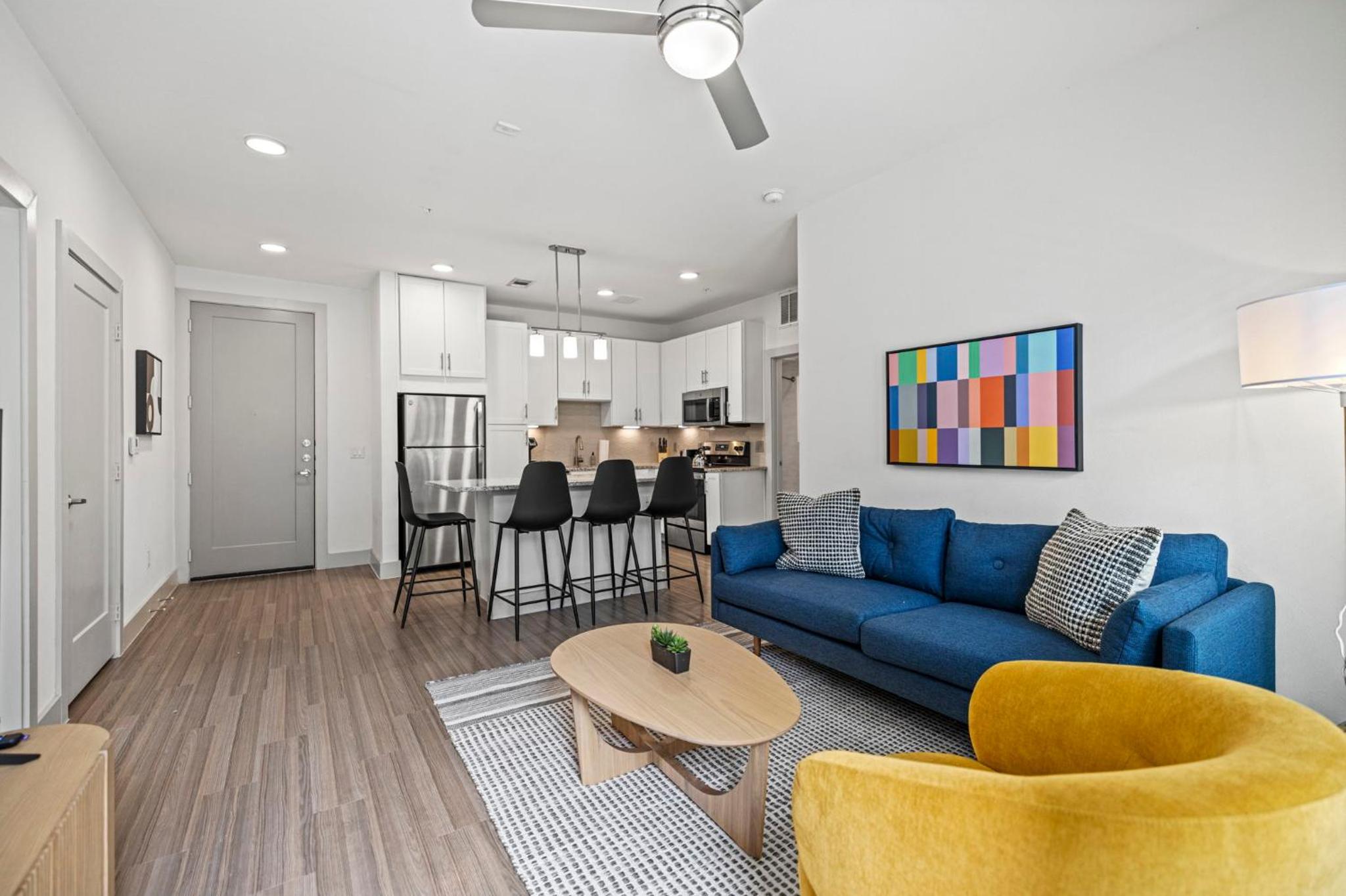 Two-Room Apartment - Photo 1