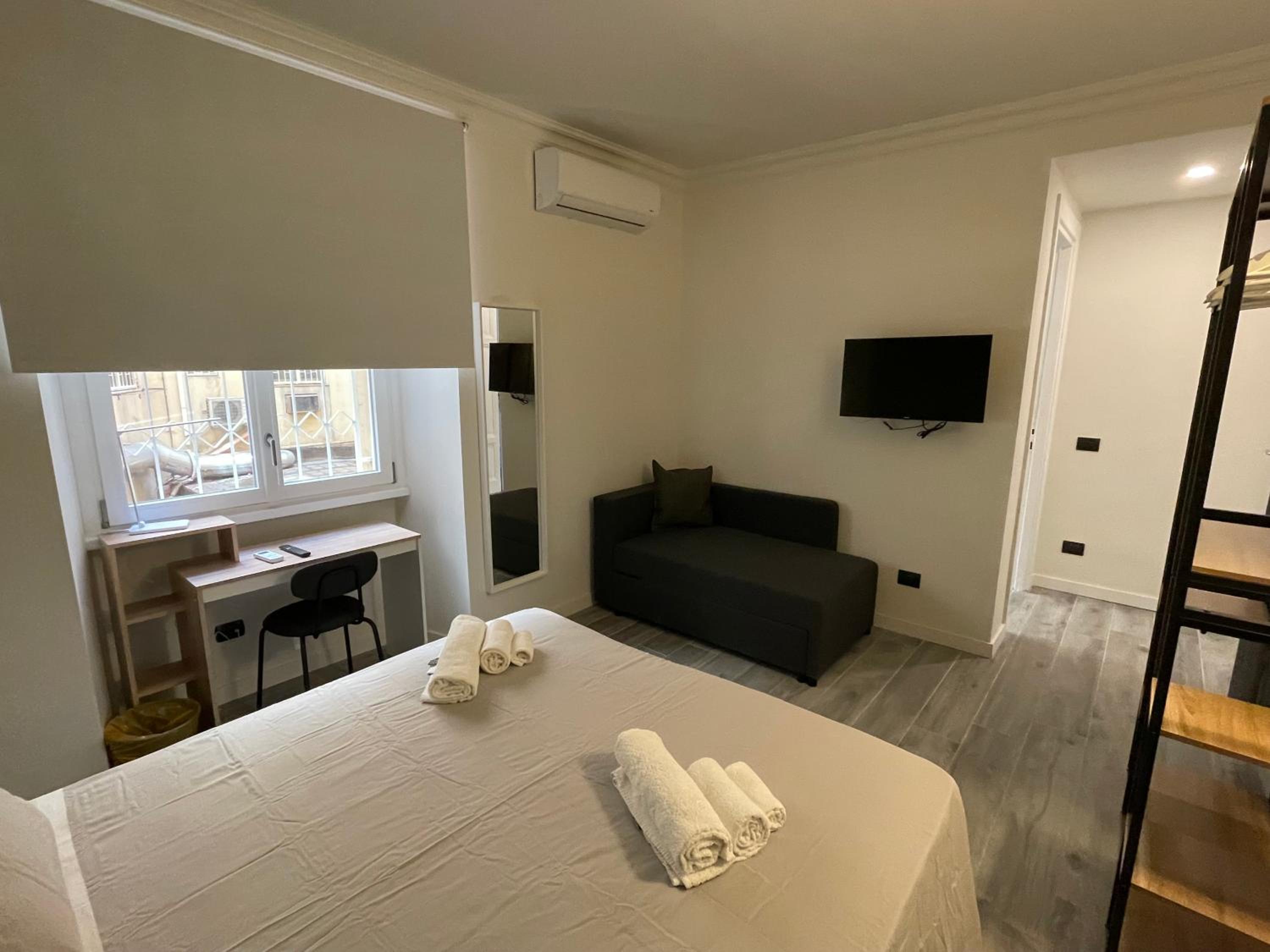 Triple Room with Private Bathroom photo 3